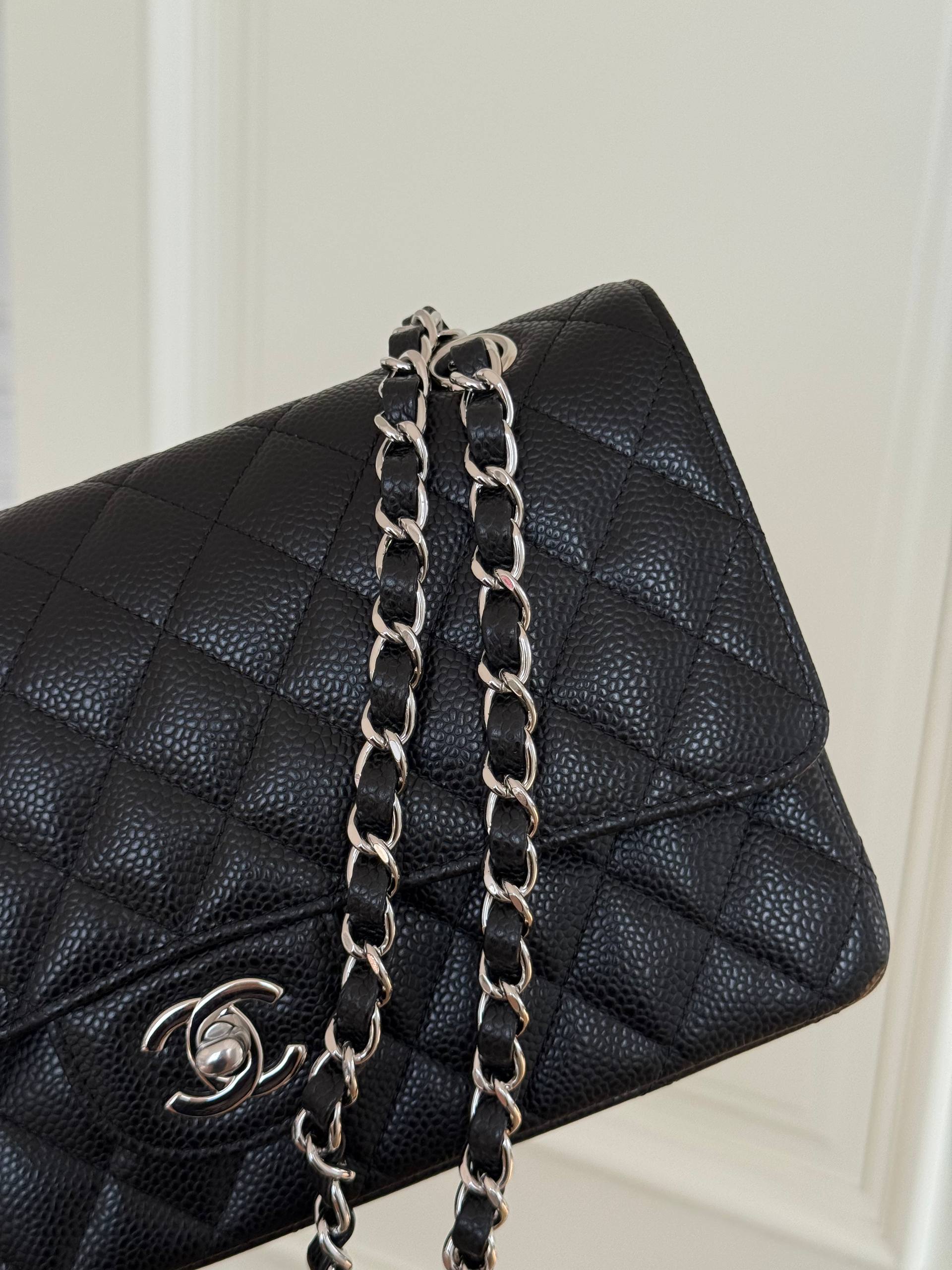 CHANEL Classic Medium Flap Bag in Caviar Leather with Silver Hardware