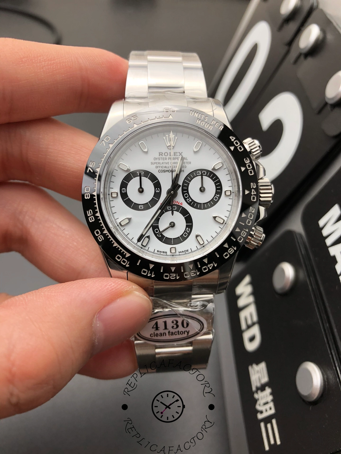 Rolex Cosmograph Daytona 116500LN Stainless Steel White Dial 40mm Mens Replica Watch