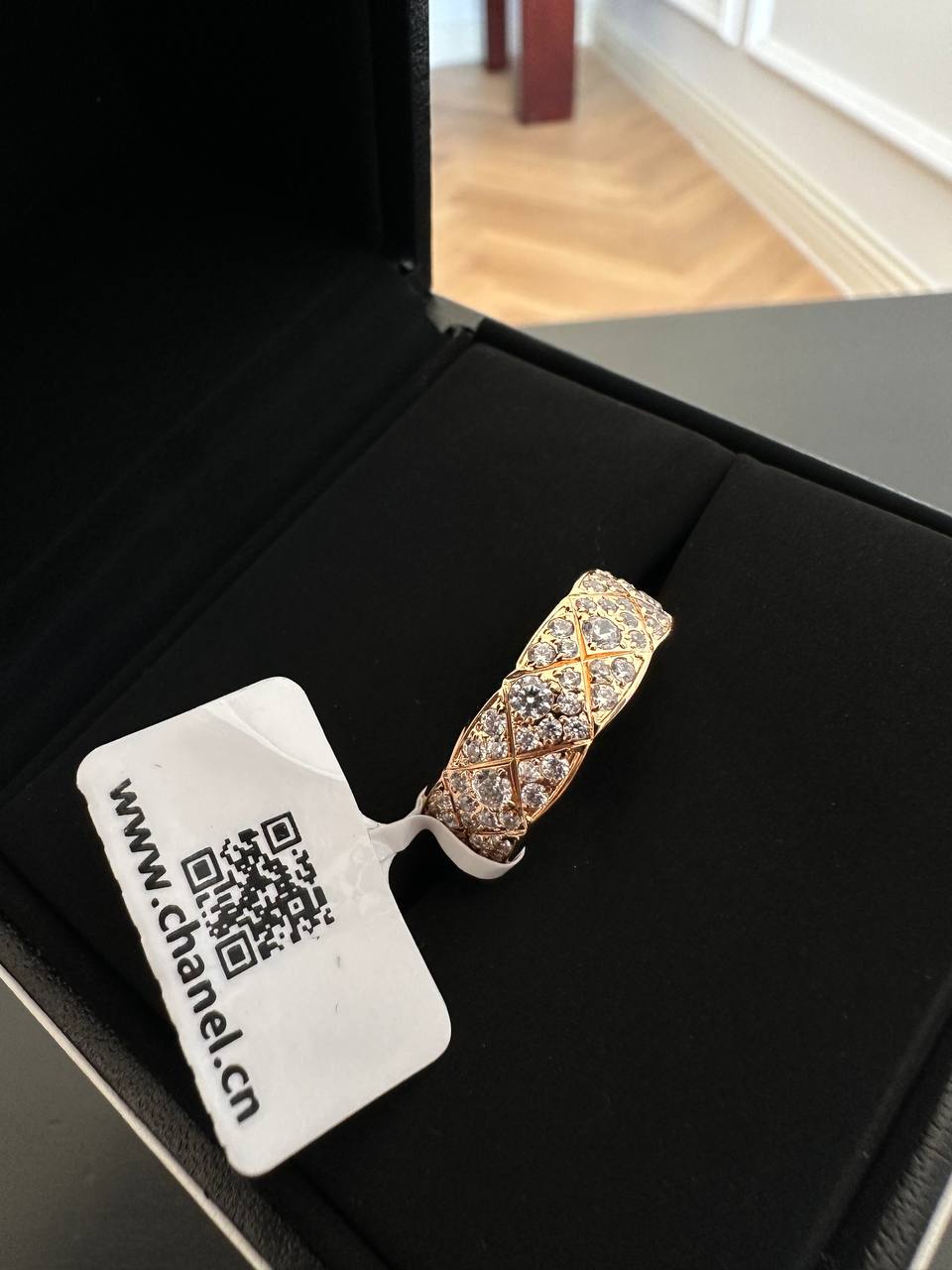 CHANEL COCO CRUSH Quilted Motif Full-Pavé Diamond Ring