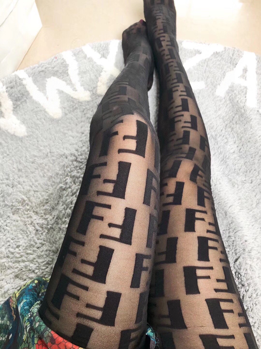 Fendi Velvet-Coated Stockings Sweeping Europe and America