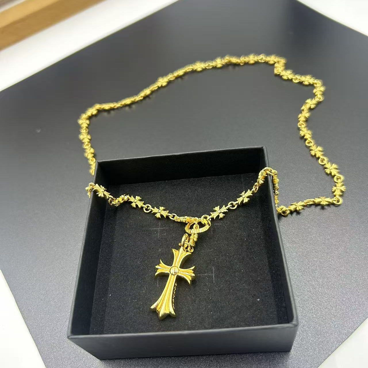 CHROME HEARTS 22K GOLD GREEN DIAMOND CROSS Y-SHAPED NECKLACE