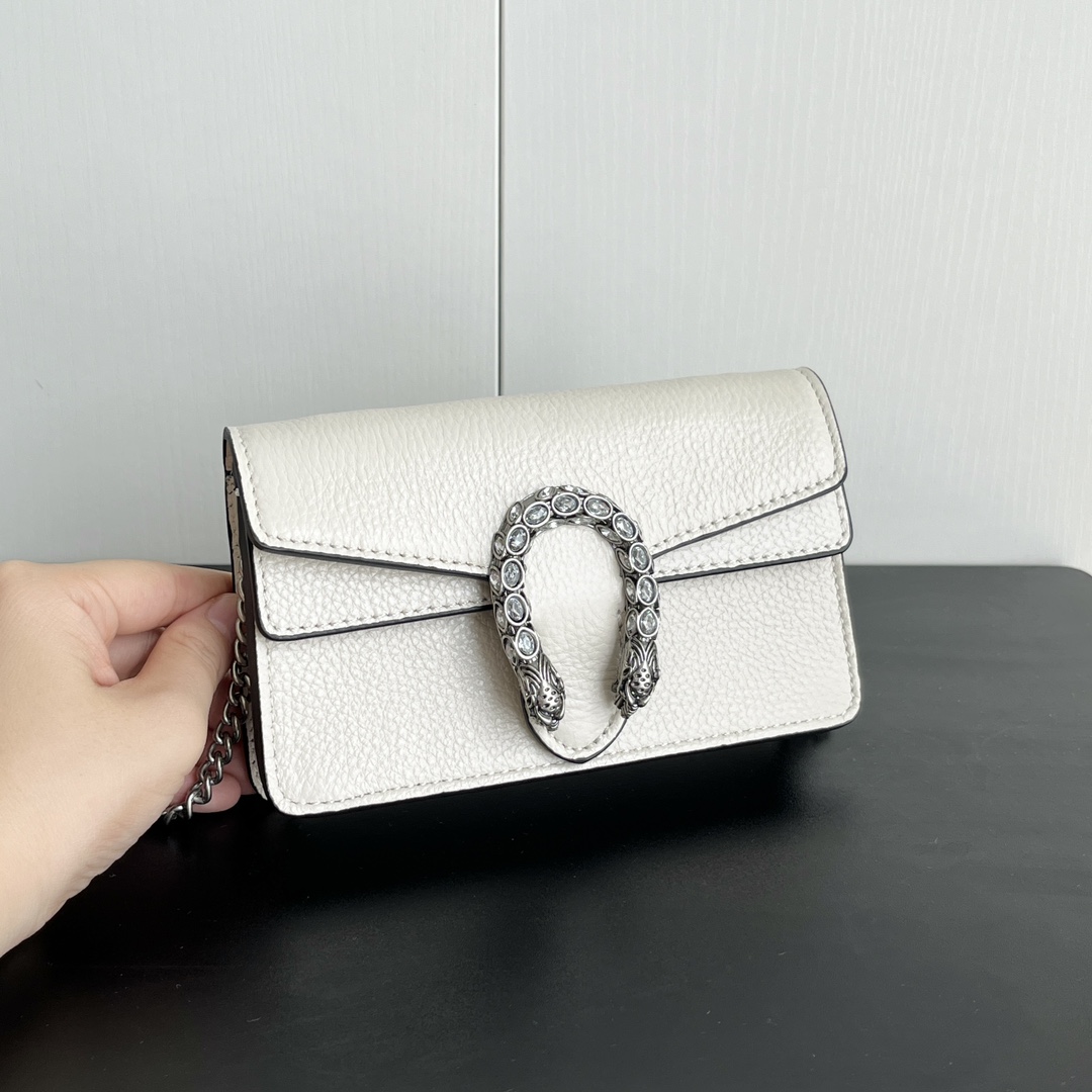 GUCCI Leather Dionysus MiniChain Bag.