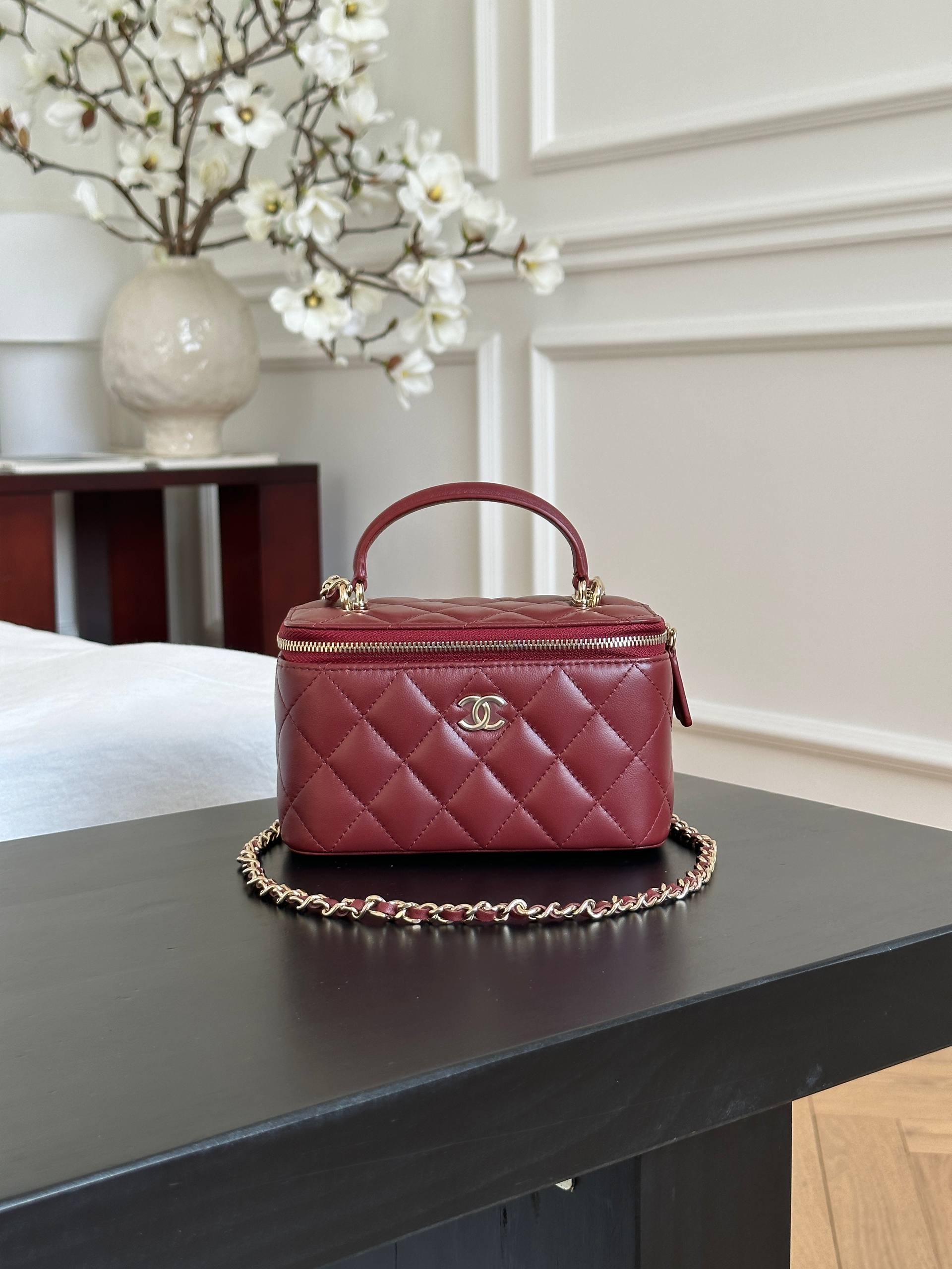 CHANEL Burgundy Lambskin Quilted Vanity Case Chain Crossbody Bag