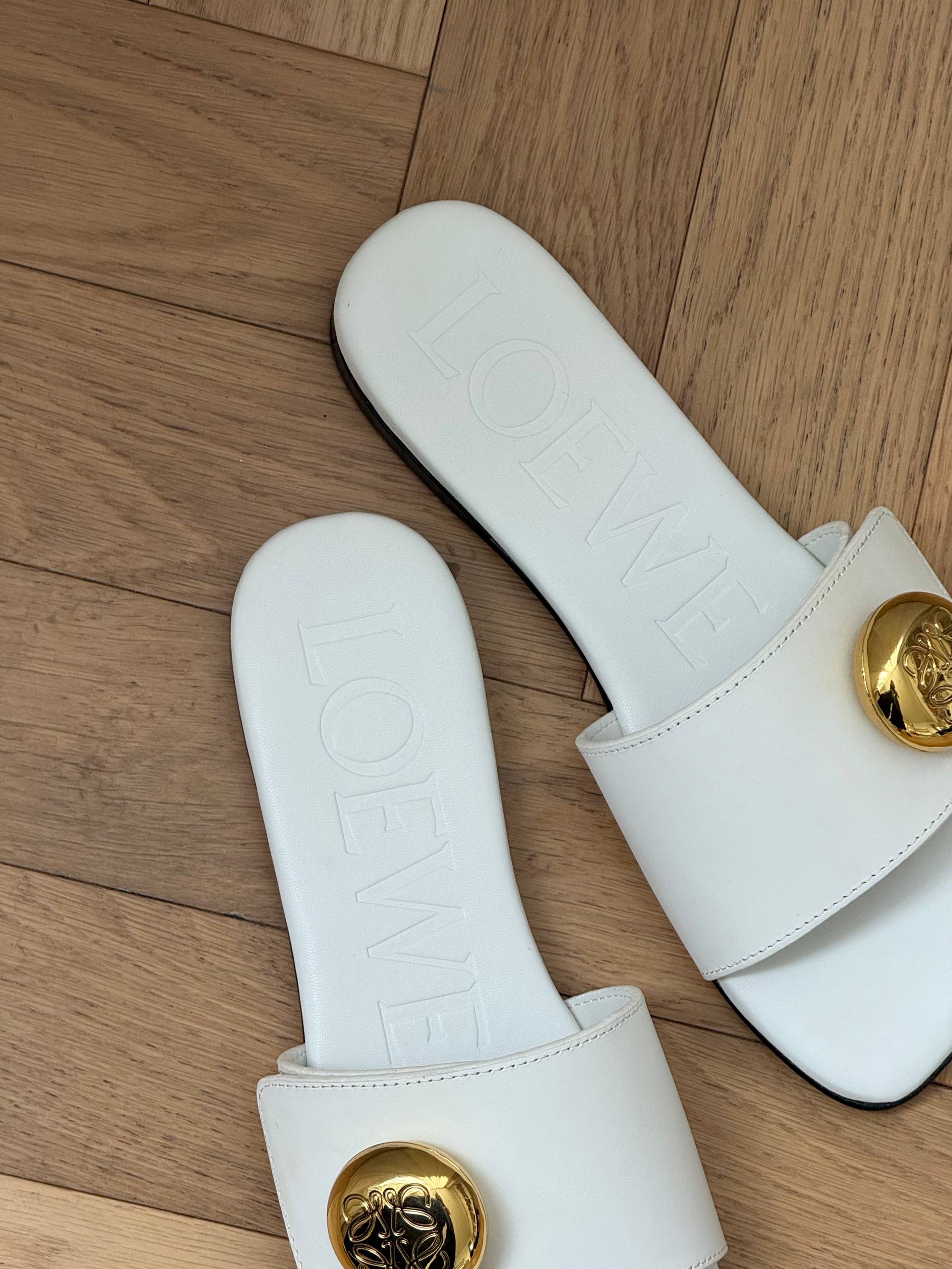 LOEWE Pebble Collection Leather Slides