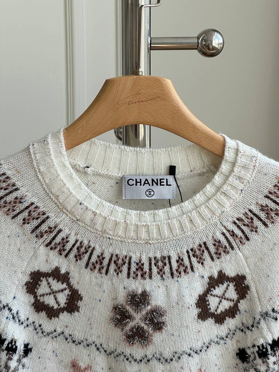Chanel Off-White Speckled Fair Isle Deer Snowflake CC Jacquard Crew Neck Wool Sweater