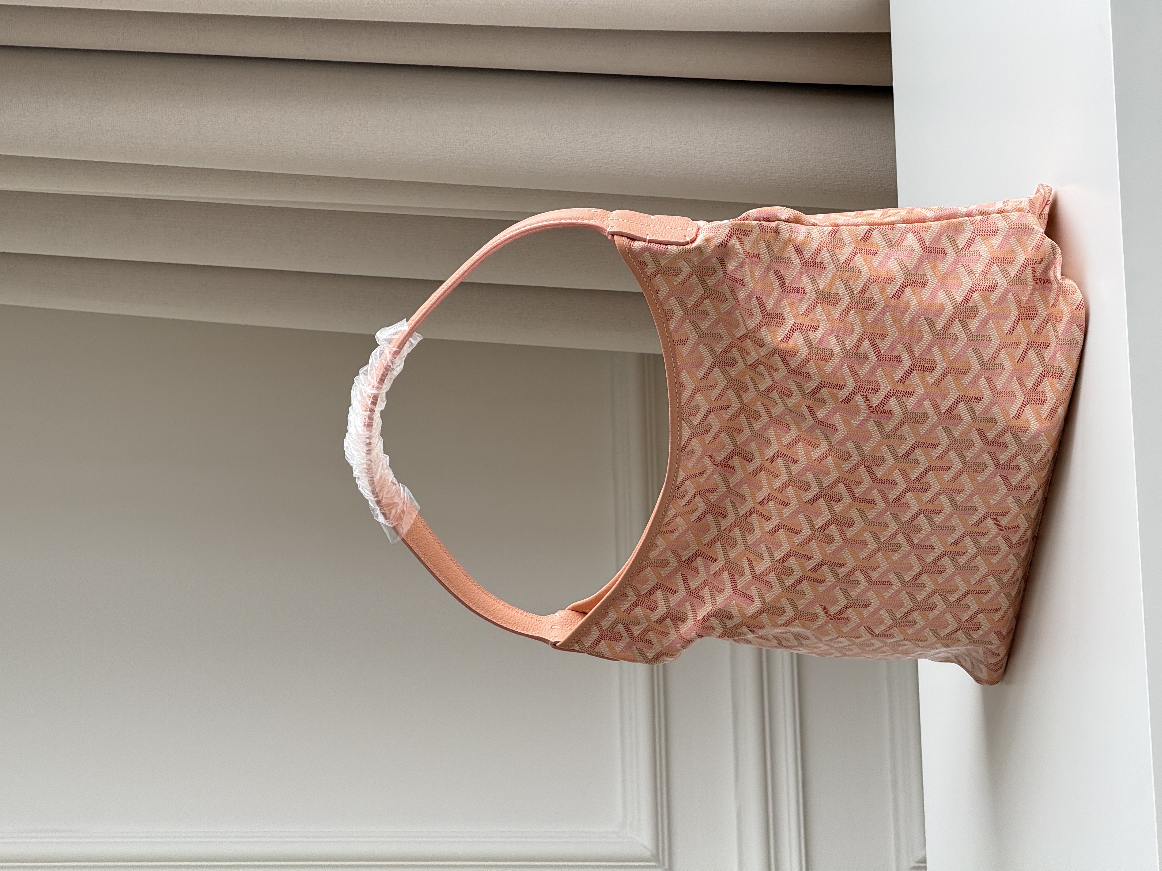 Goyard Boheme Hobo Sakura Pink Goyard Hobo Bag