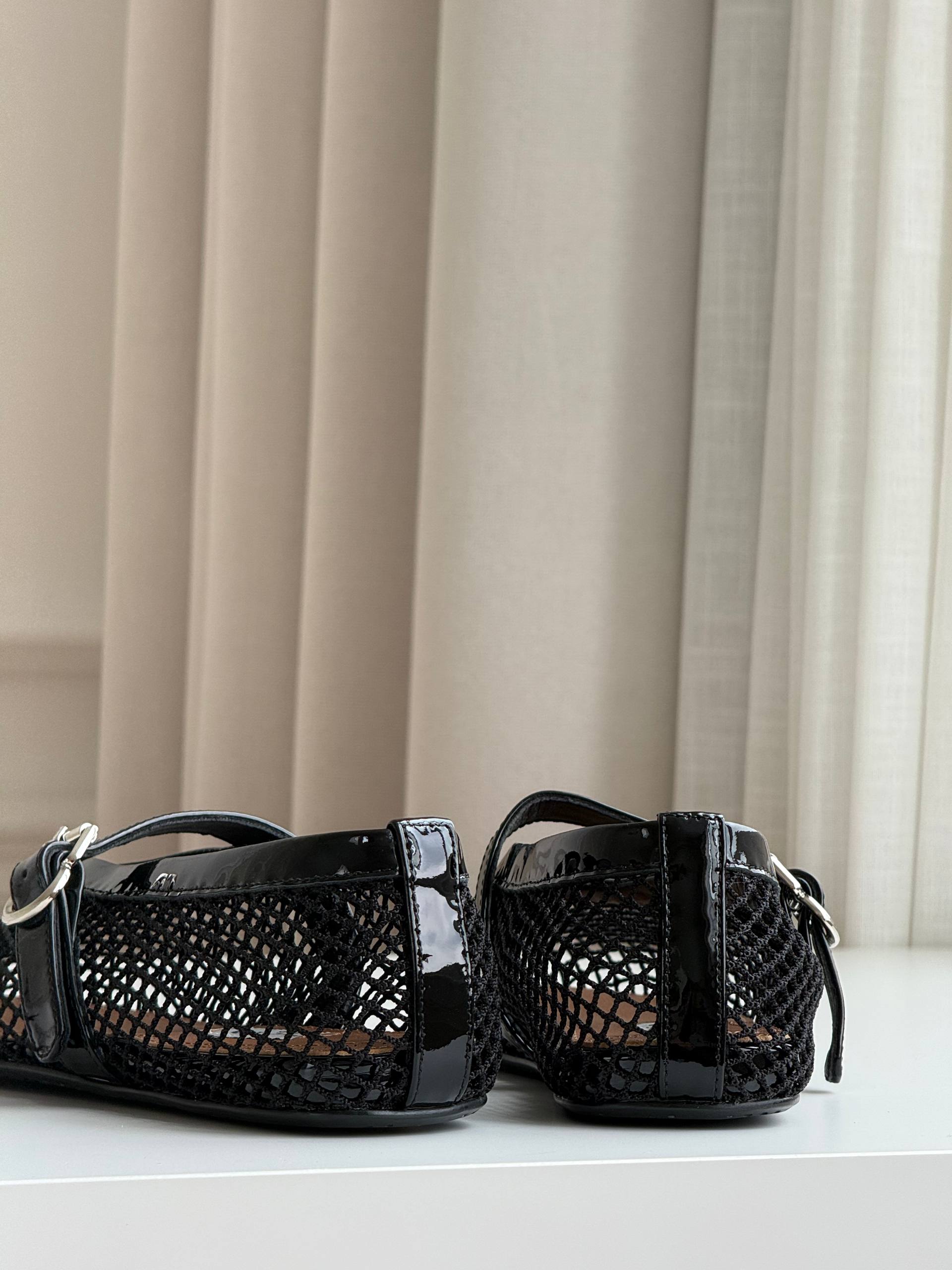 Mesh Mary Jane Flat Shoes