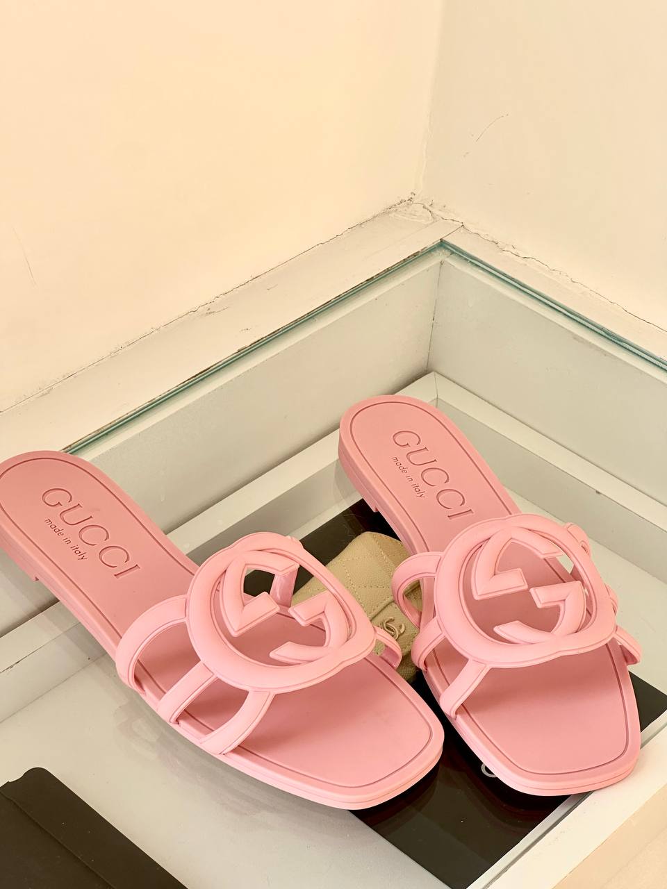 Gucci Interlocking G Cutout Rubber Slide Sandals