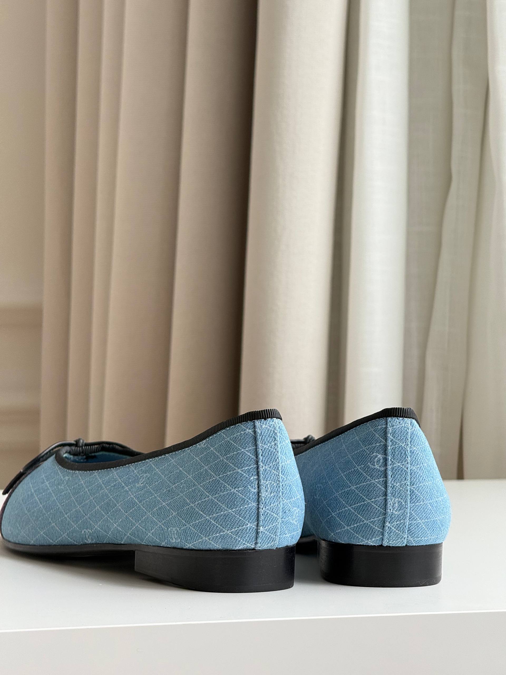 CHANEL Classic Quilted CC Embroidered Cap-Toe Ballet Flats (Blue & Grey)