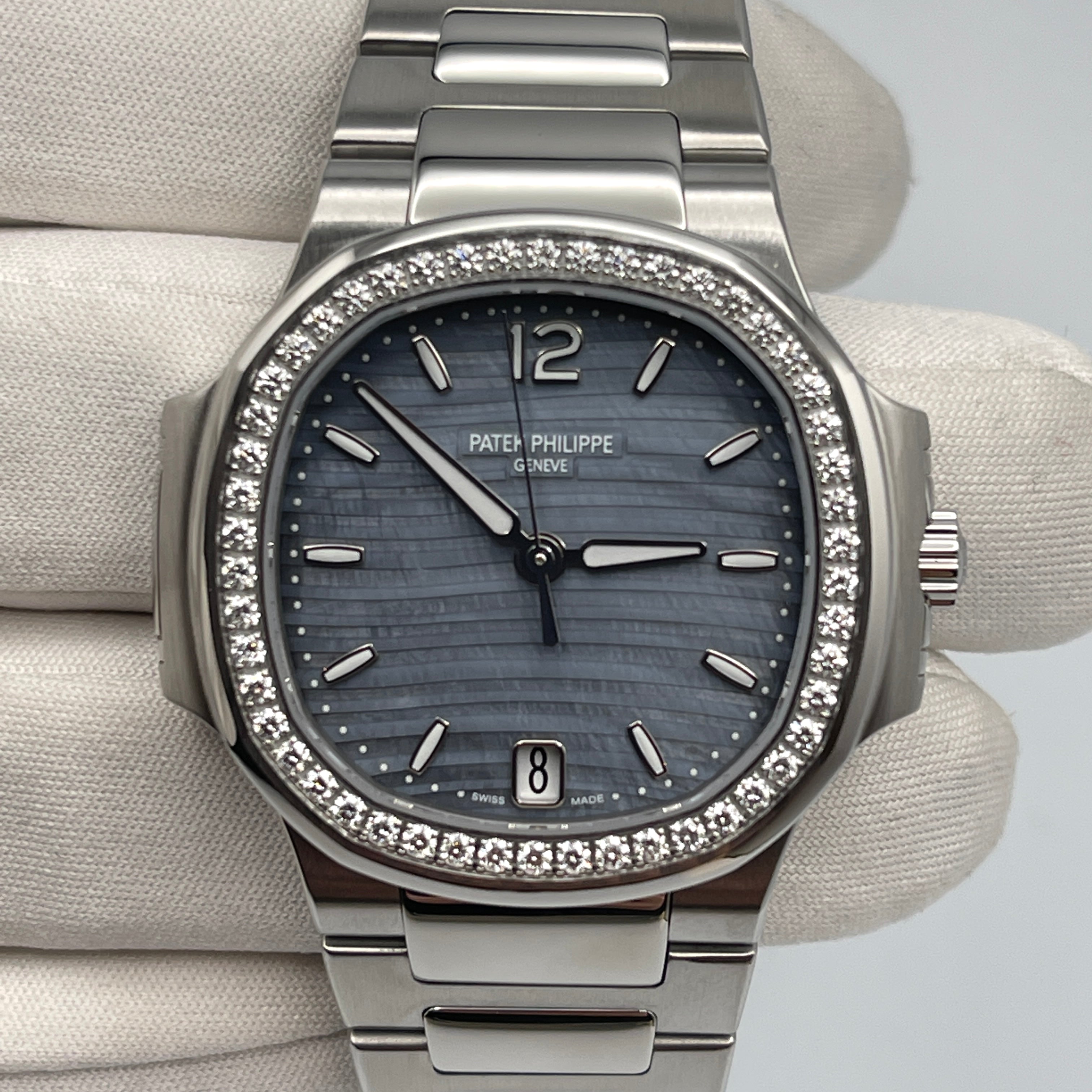 Patek Philippe Ladies' Nautilus Steel Blue Tinted Mother of Pearl Dial Diamond Bezel 7018/1A-010【1:1 Replica】