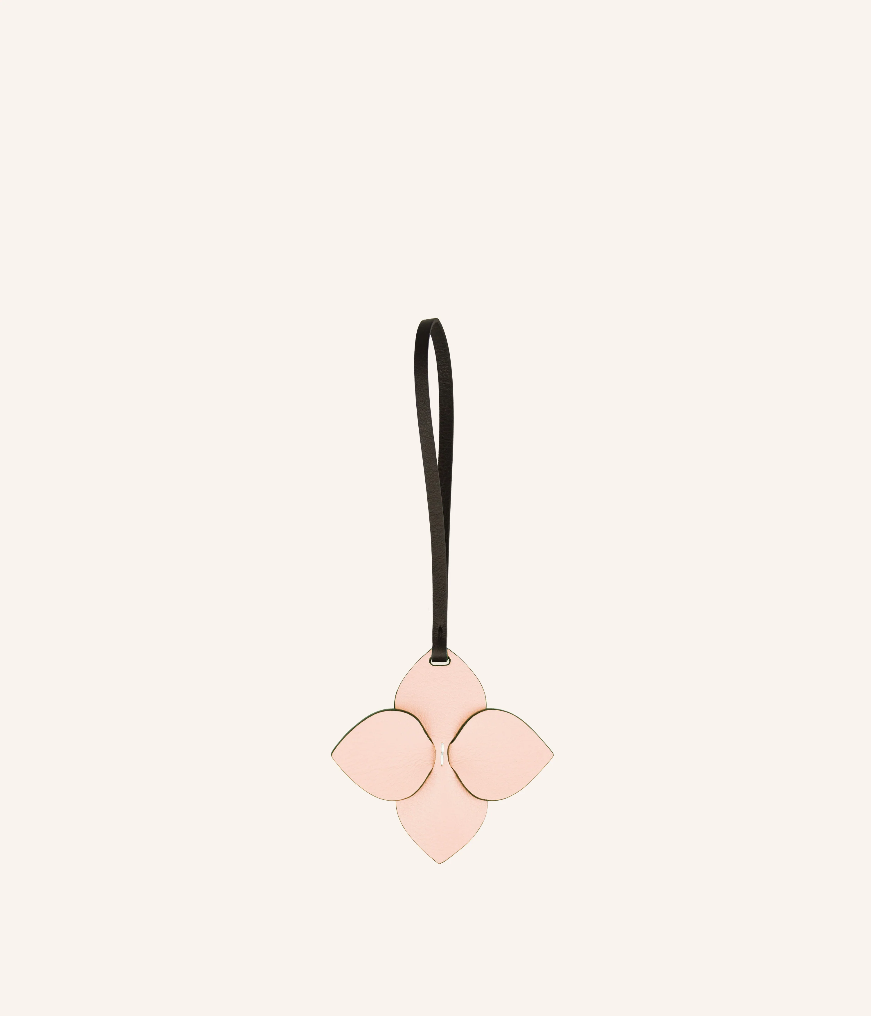 Sia | Rose Sakura