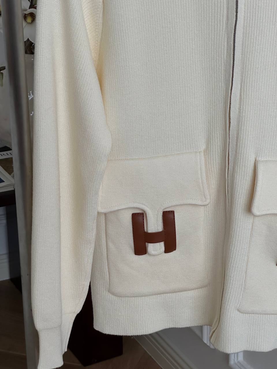 Cream White Half-Zip Collar Knit Cardigan With Brown Leather H Logo Dual Pockets