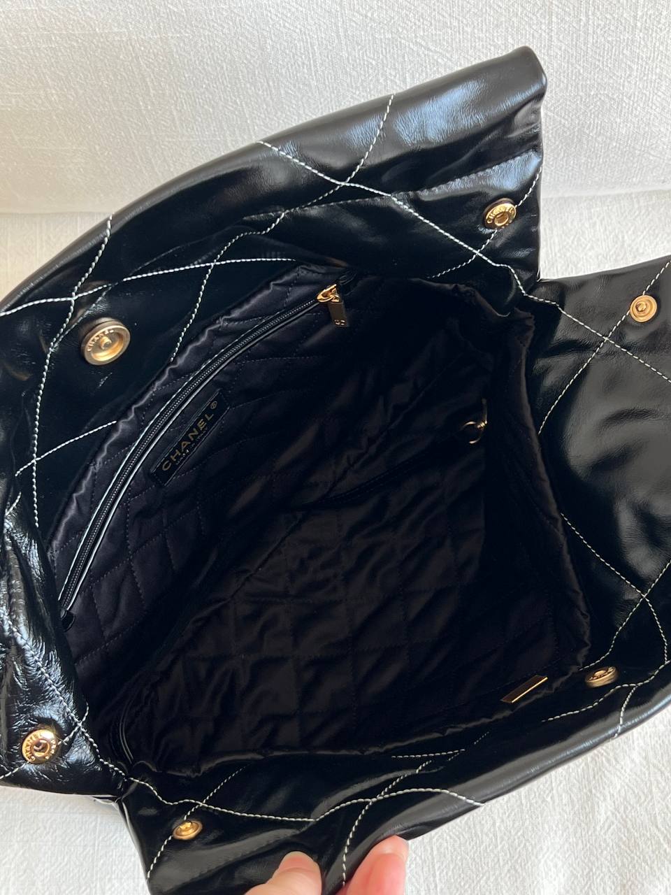 Chanel 22 Medium Shiny Calfskin Tote Bag