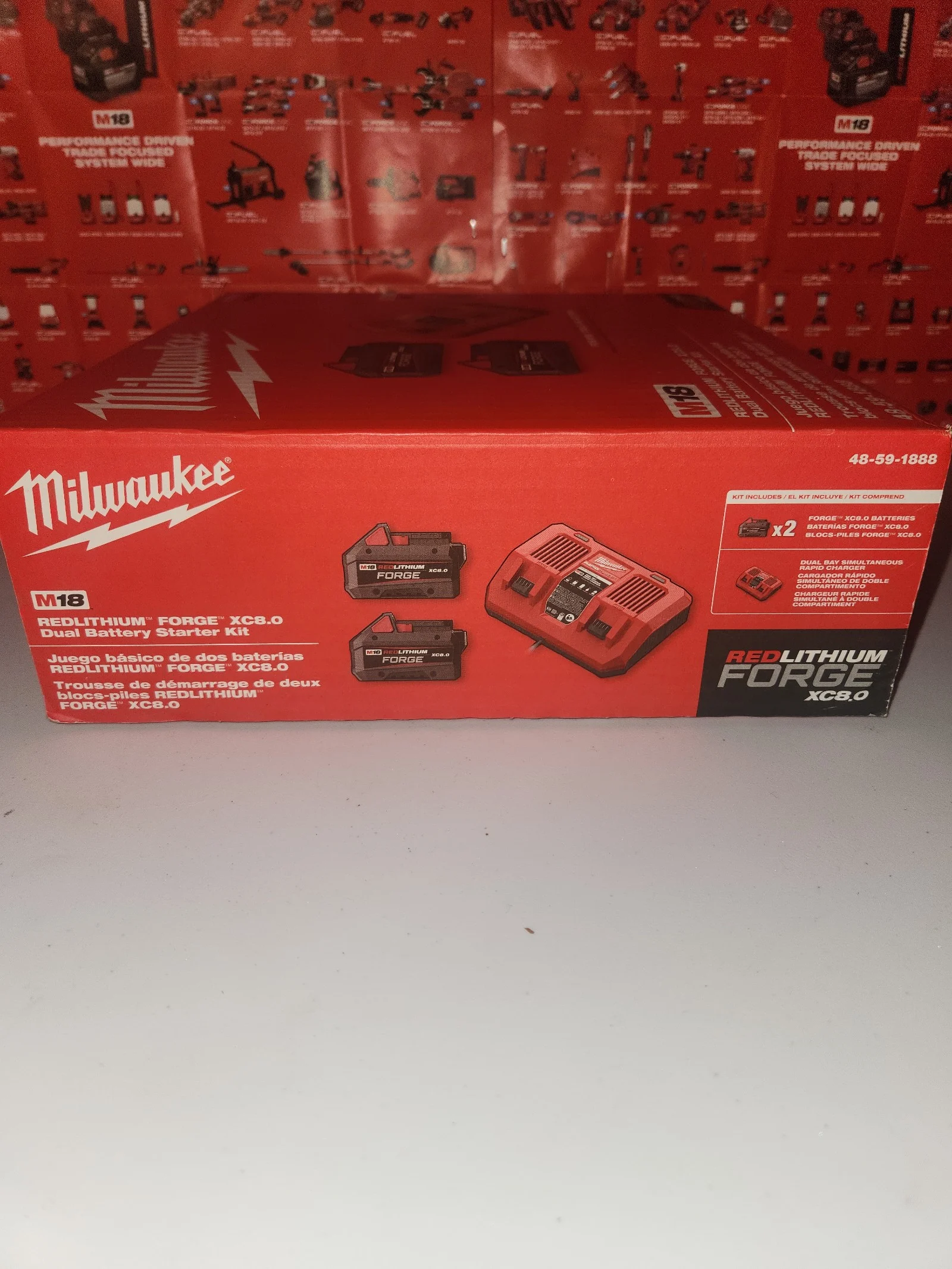 Milwaukee M18 FORGE 8.0 2pk with Dual Bay SF7WE