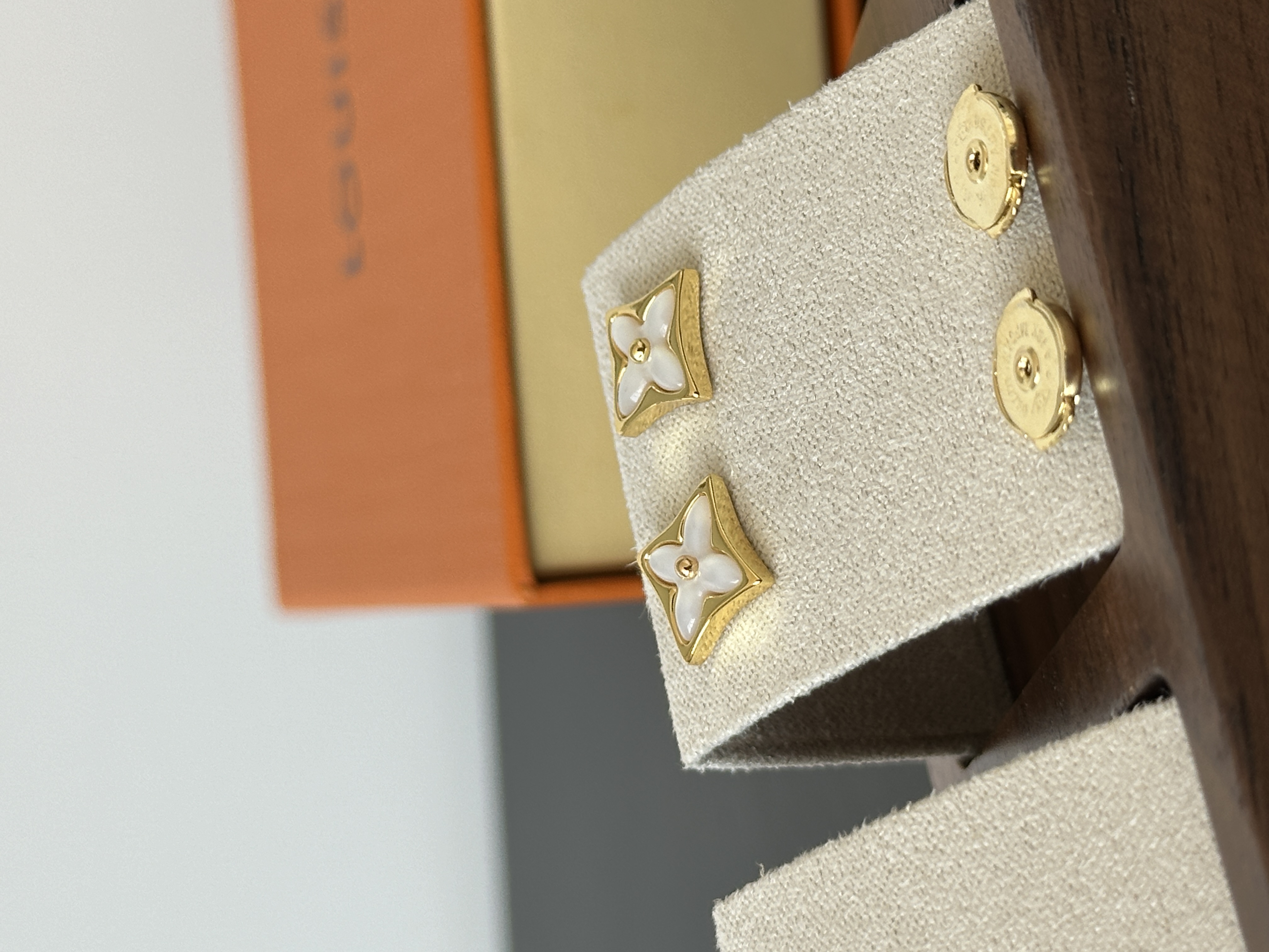 LV Square Four-Leaf Clover Earrings with White Mother-of-Pearl