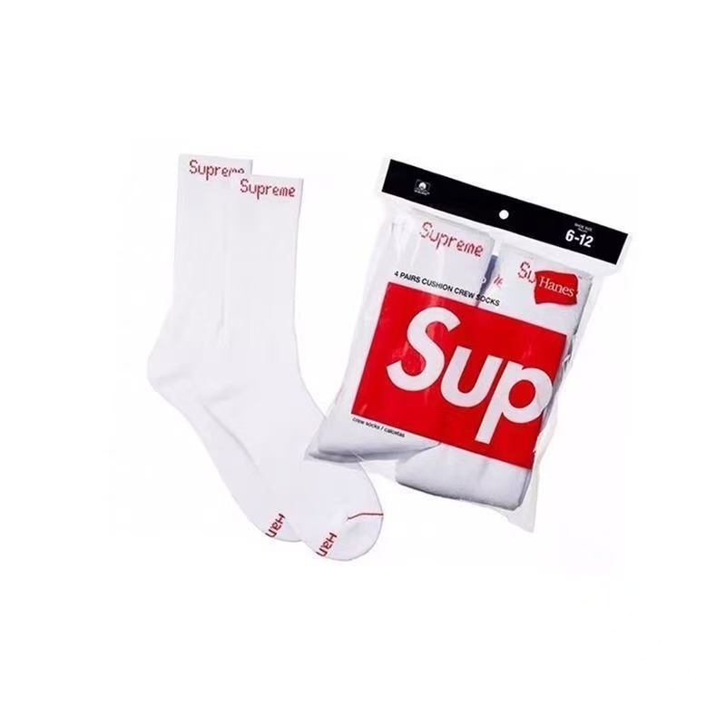 Supreme socks black and white
