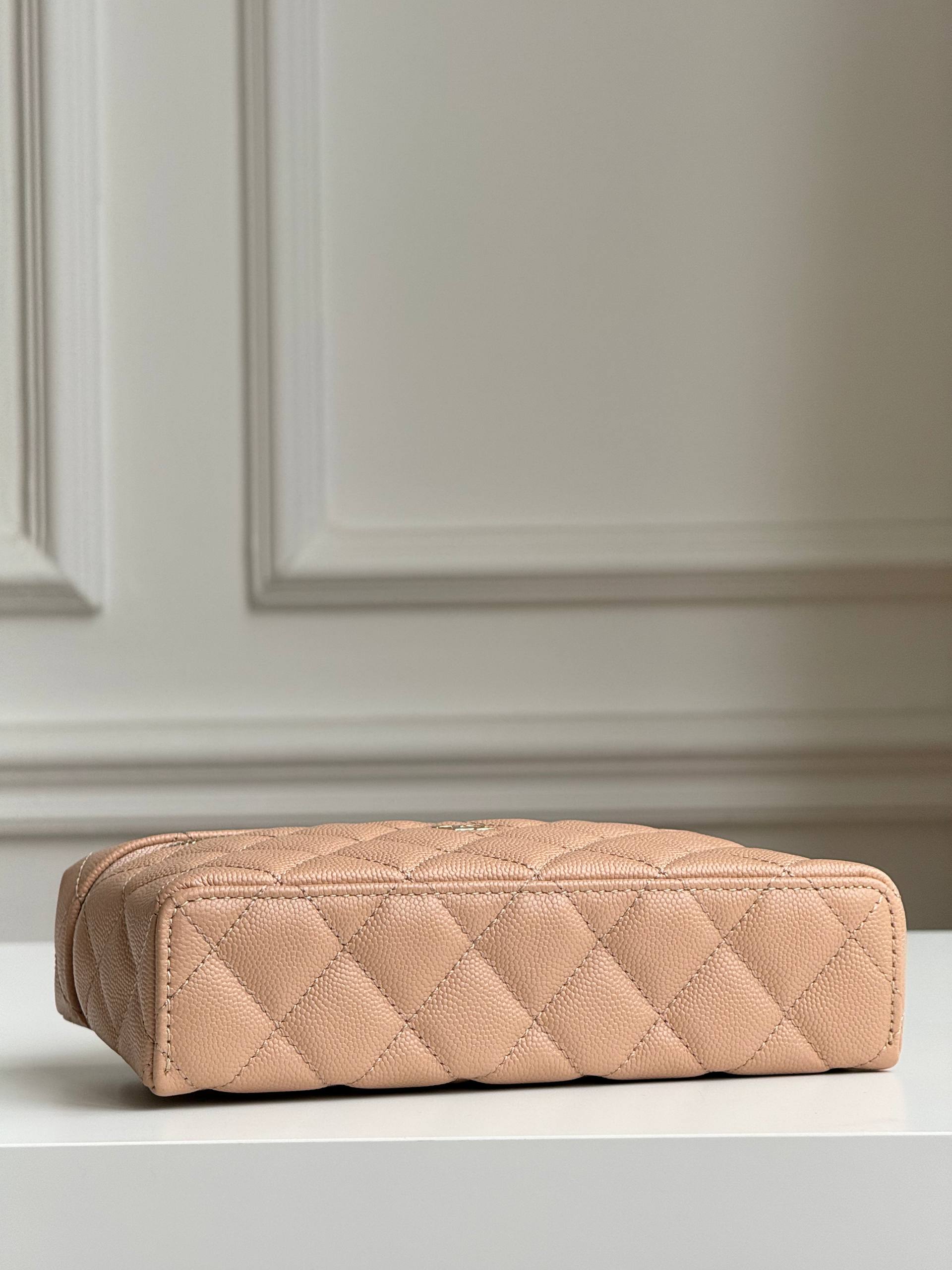 Chanel Caviar Quilted Top Handle Vanity Case Bag
