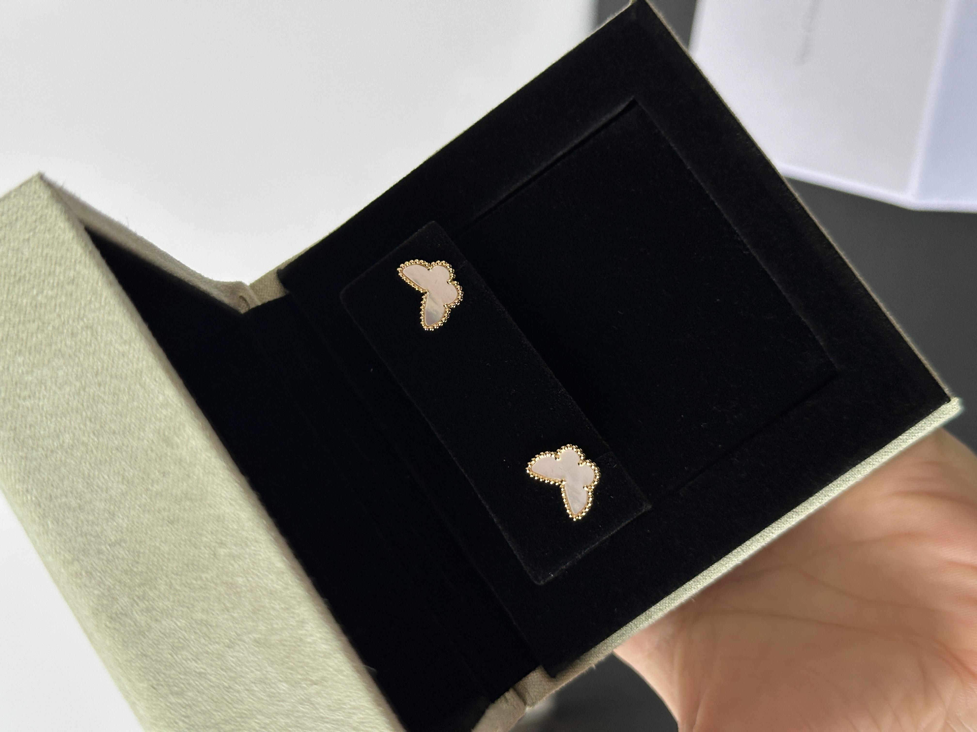 18K Gold White Mother of Pearl Butterfly Beaded Edge Stud Earrings