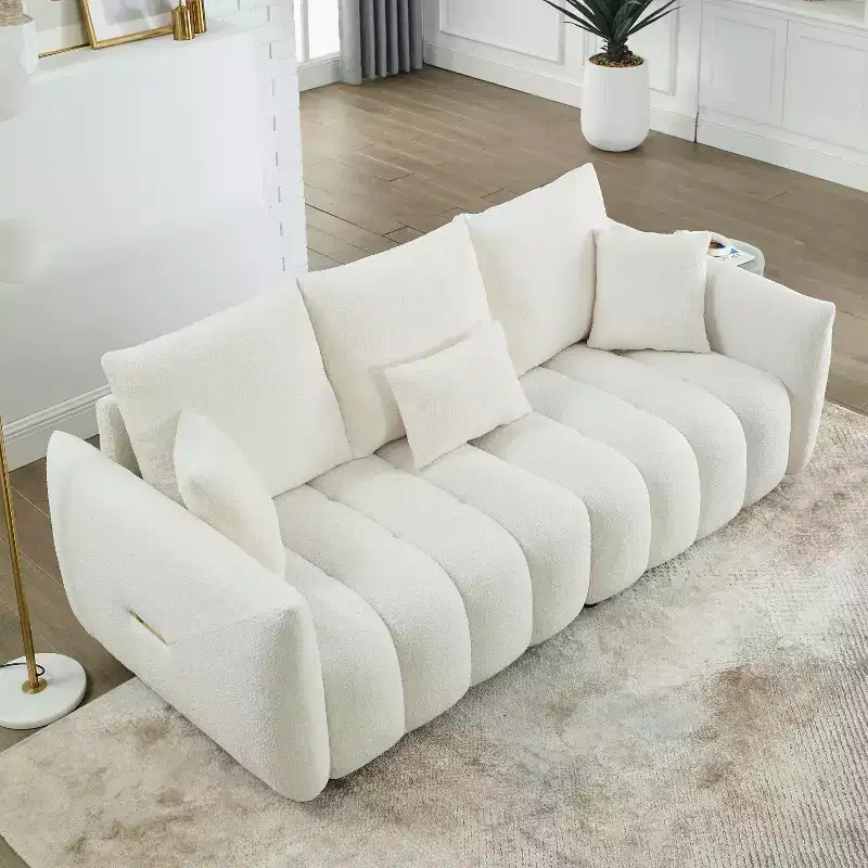 Canapé 3 places en velours Teddy de 82 pouces avec 3 coussins décoratifs