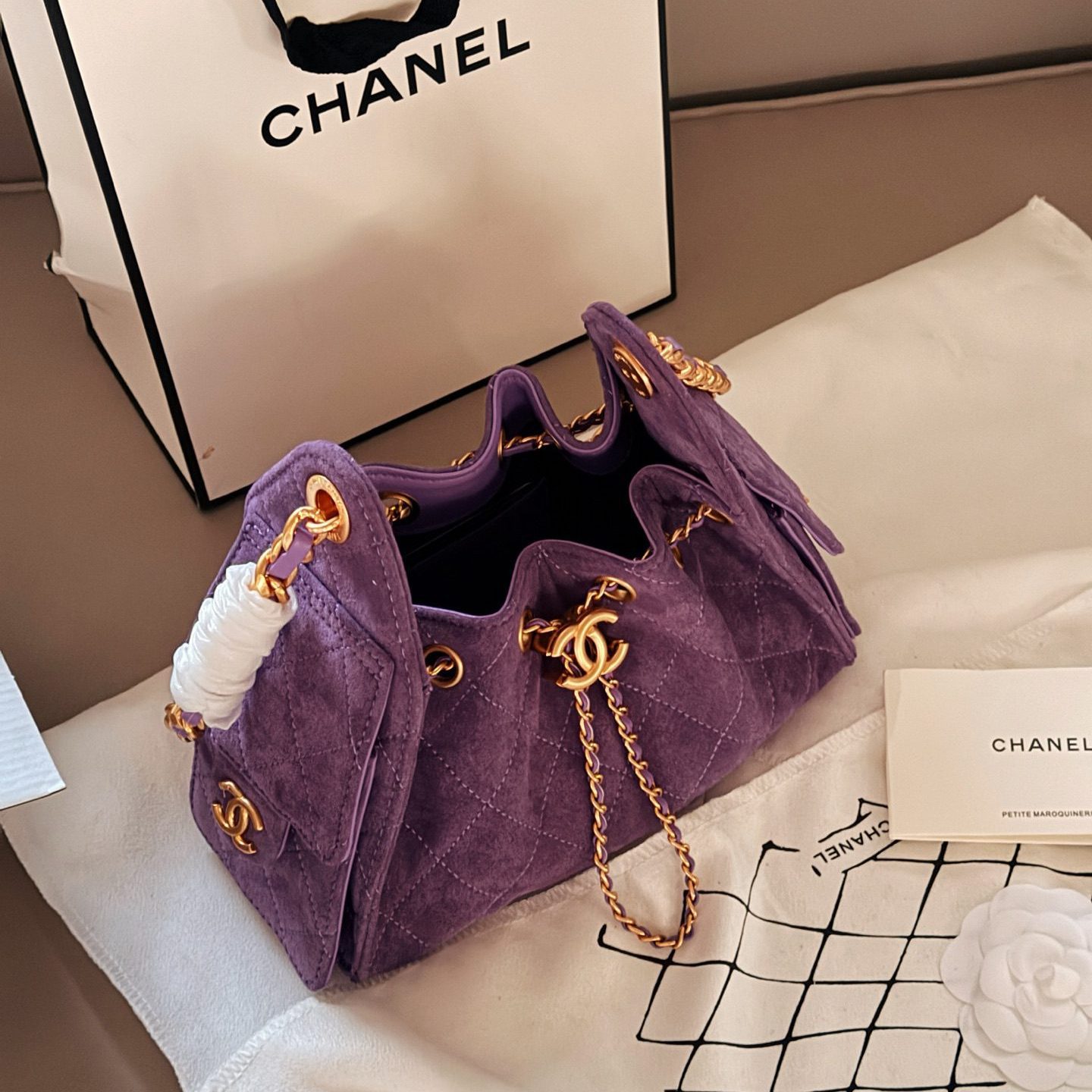 CHANEL 25 BURGUNDY 22CM*15CM