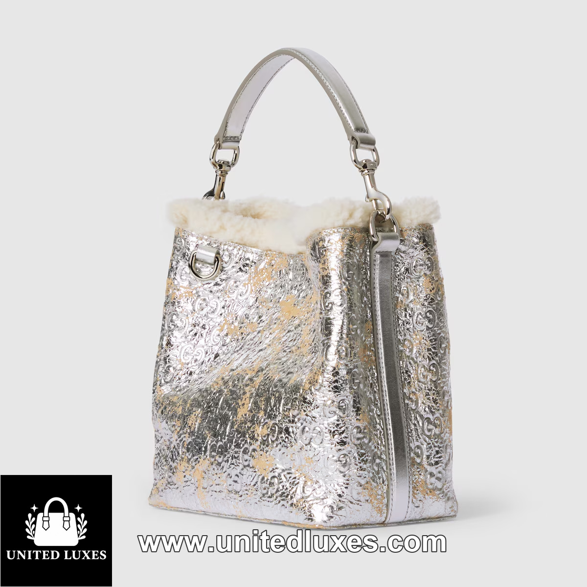 Replica GG Emblem small bucket bag