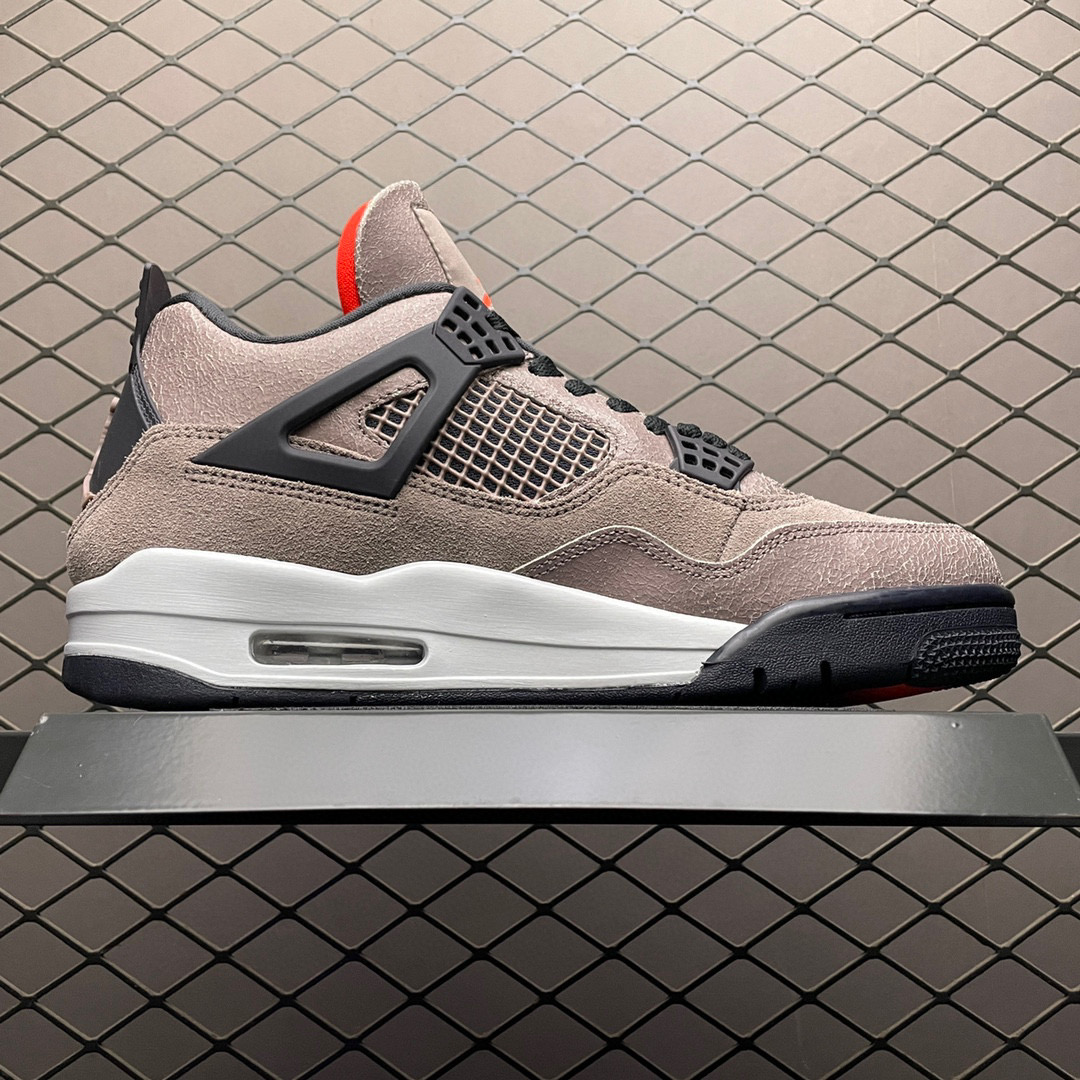 Air Jordan 4 Retro Taupe Haze Sneakers