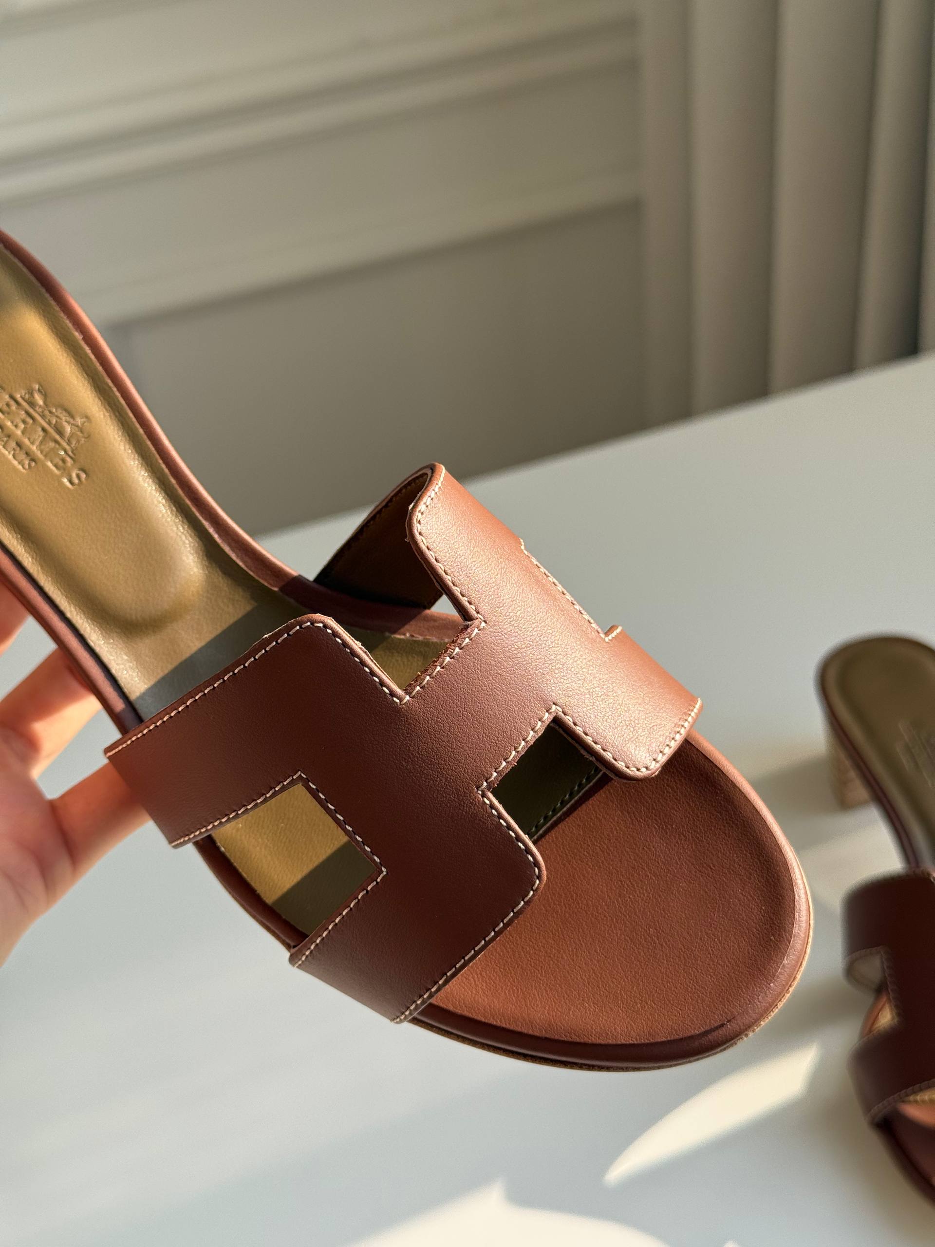 Hermès Oasis Heeled Sandals