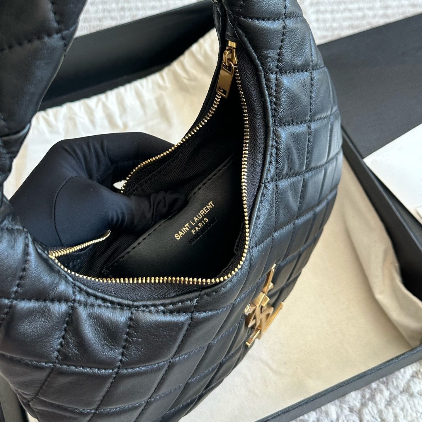 ICARINO IN QUILTED NAPPA