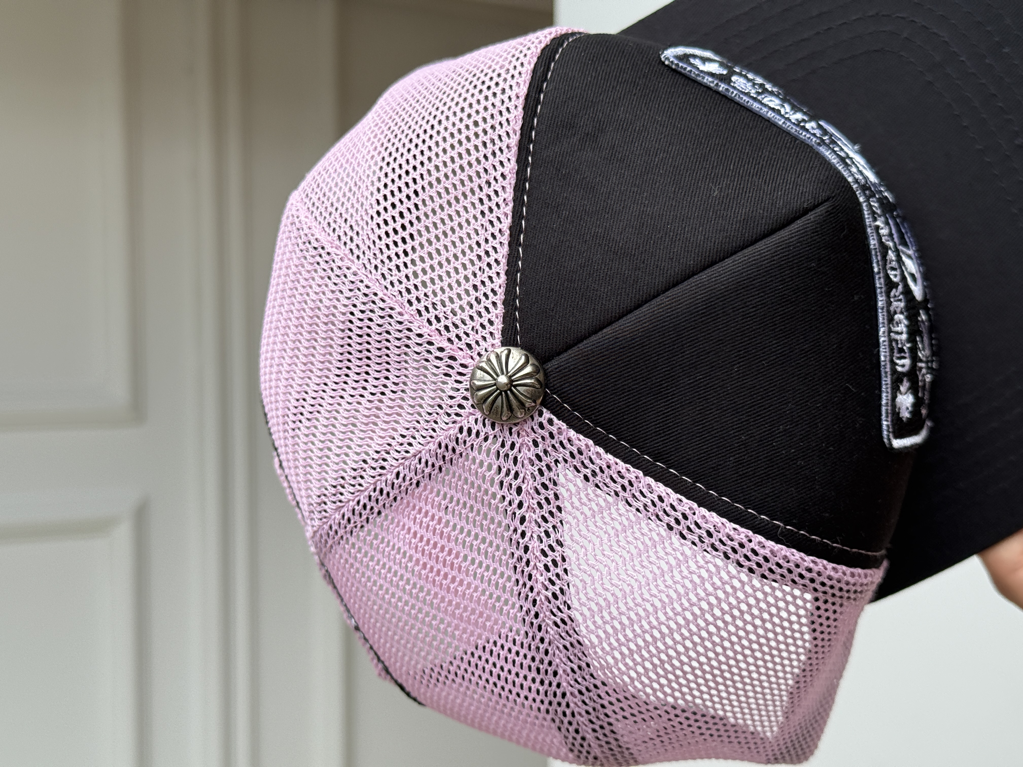 Chrome Hearts Black & Pink Contrast Cross Embroidered Flat Brim Mesh Trucker Cap