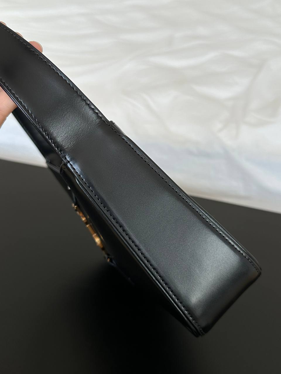 YSL LE 5 À 7 Smooth Leather Hobo Shoulder Bag