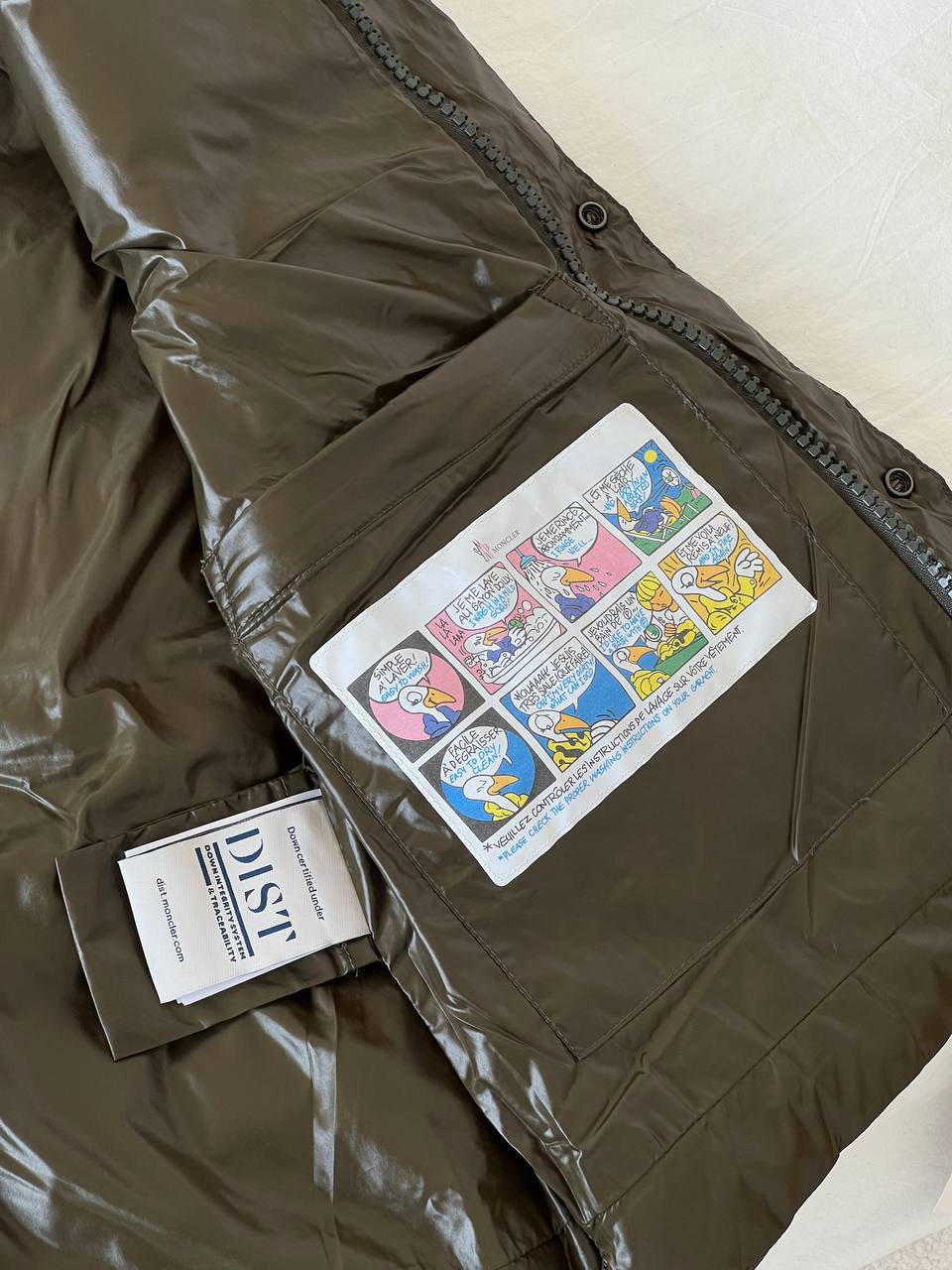 Moncler Olive Shiny Nylon Stand Collar Light Down Gilet Vest