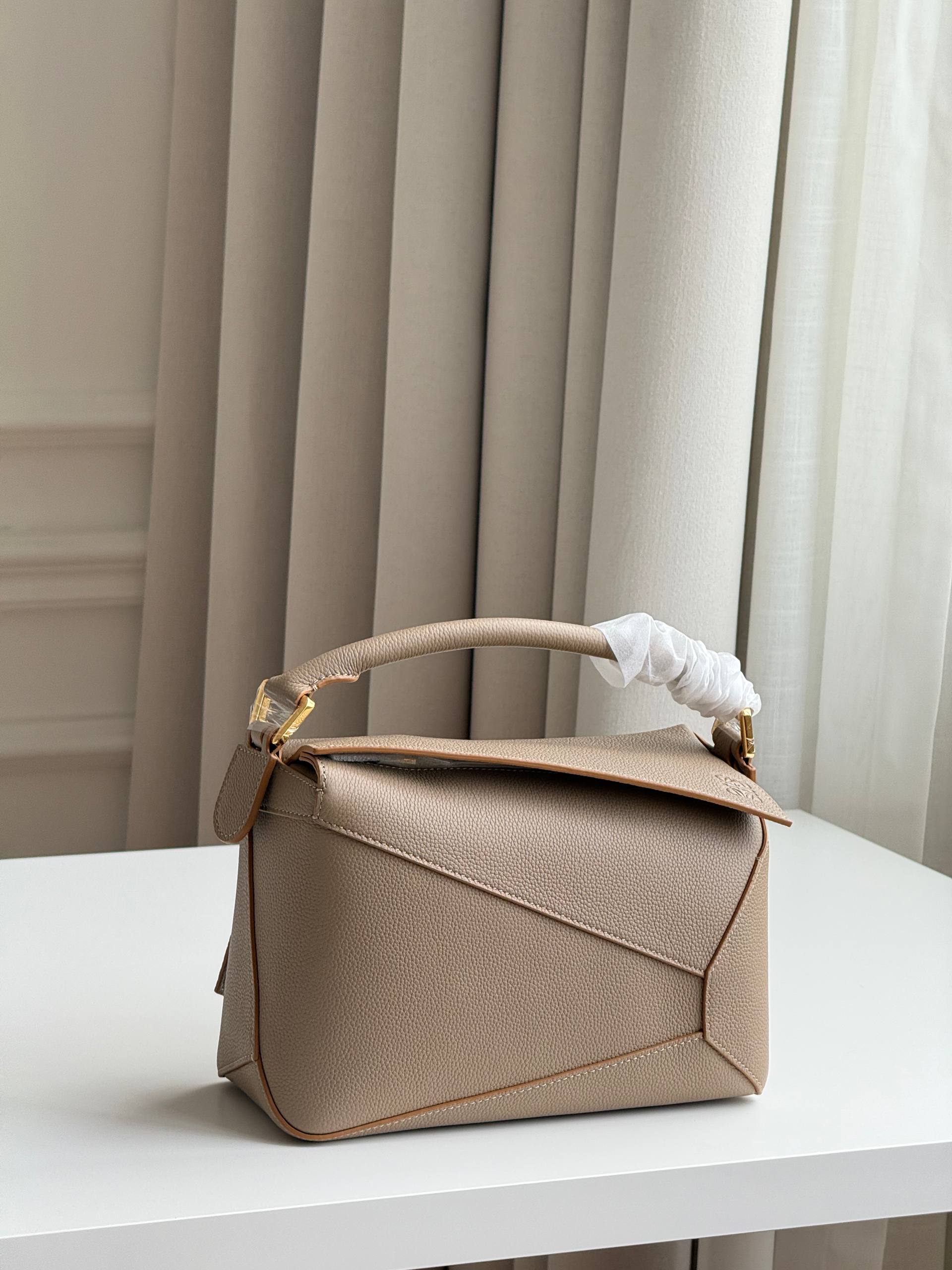 LOEWE Puzzle Geometric Splicing Bag