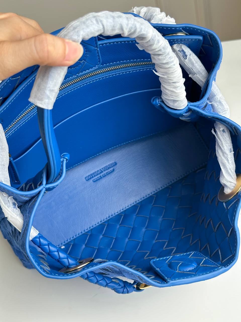 Bottega Veneta Andiamo Small Suede Tote Bag