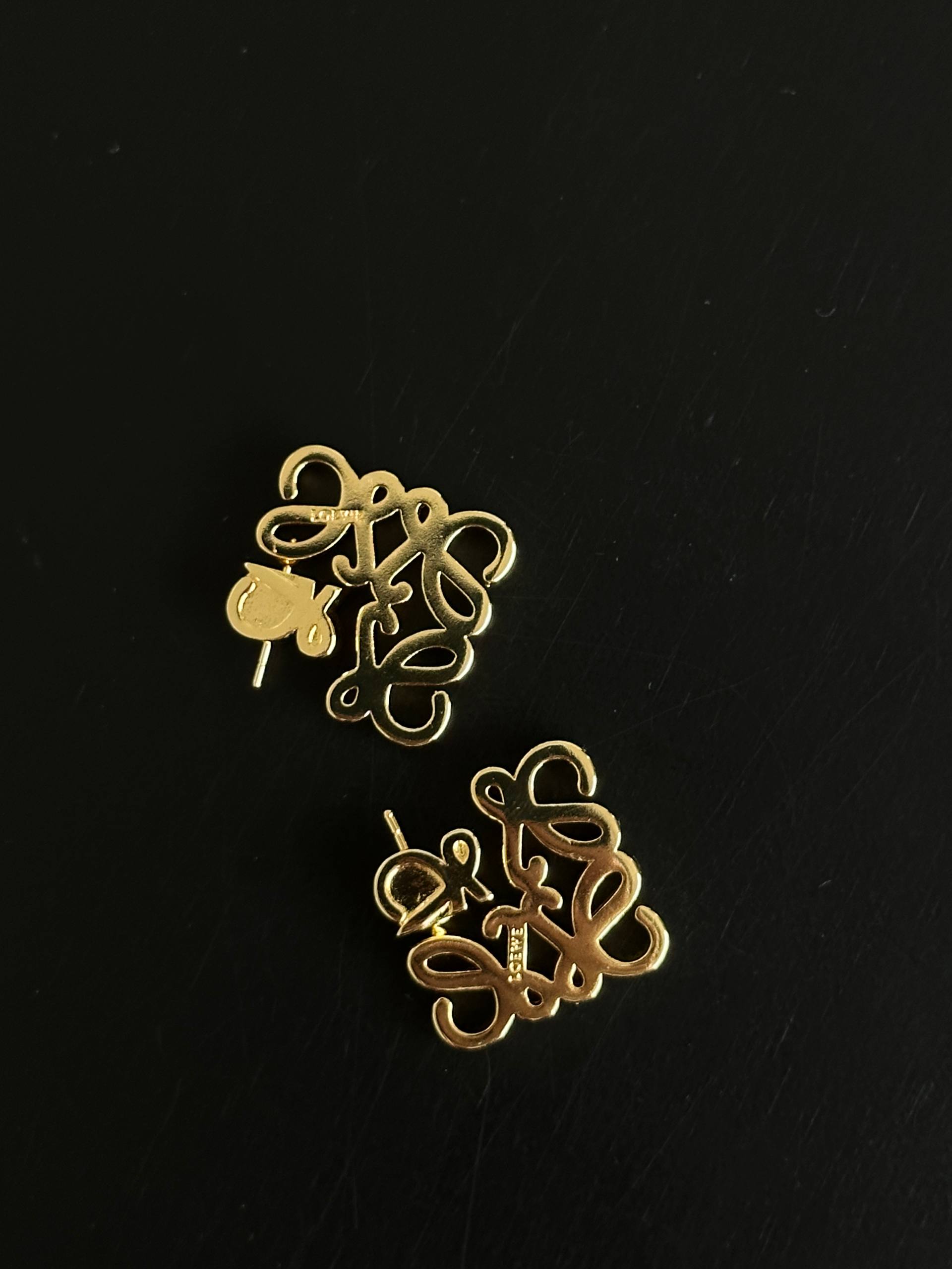 LOEWE Gold Paved Crystal Hollow Anagram Square Stud Earrings