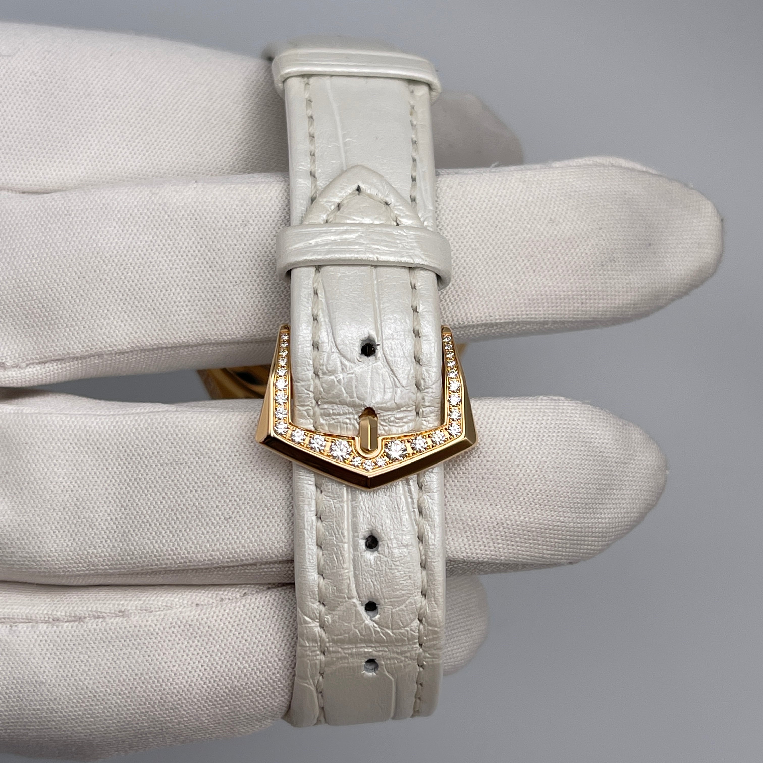 Patek Philippe Complications Annual Calendar Moon Phases Mother Of Pearl & Diamonds 4948R-001【1:1 Replica】