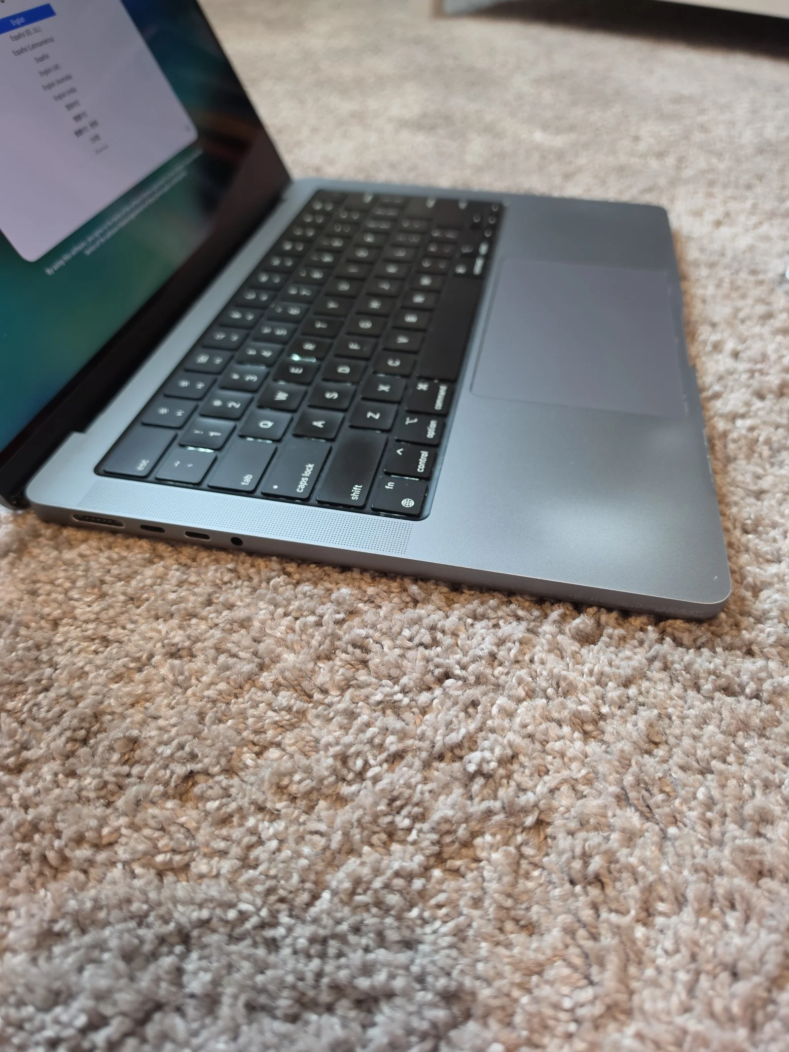14-inch MacBook Pro - Space Gray - Apple M1 F0C9U