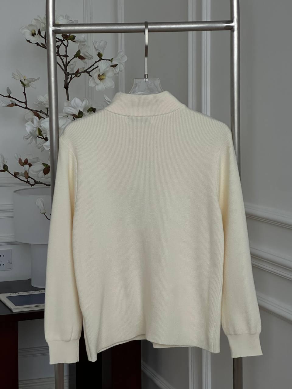 Cream White Half-Zip Collar Knit Cardigan With Brown Leather H Logo Dual Pockets