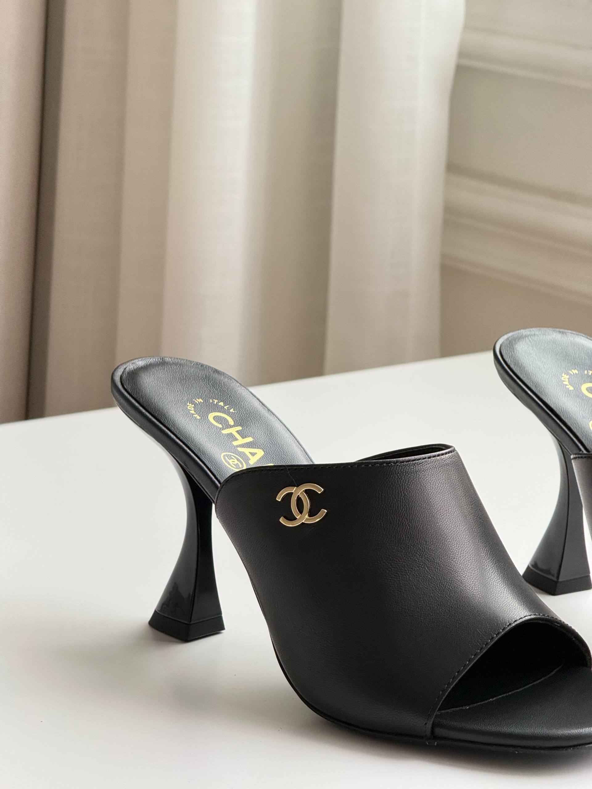 Chanel Smooth Leather CC Logo Flared Heel Open-Toe Mule Sandals