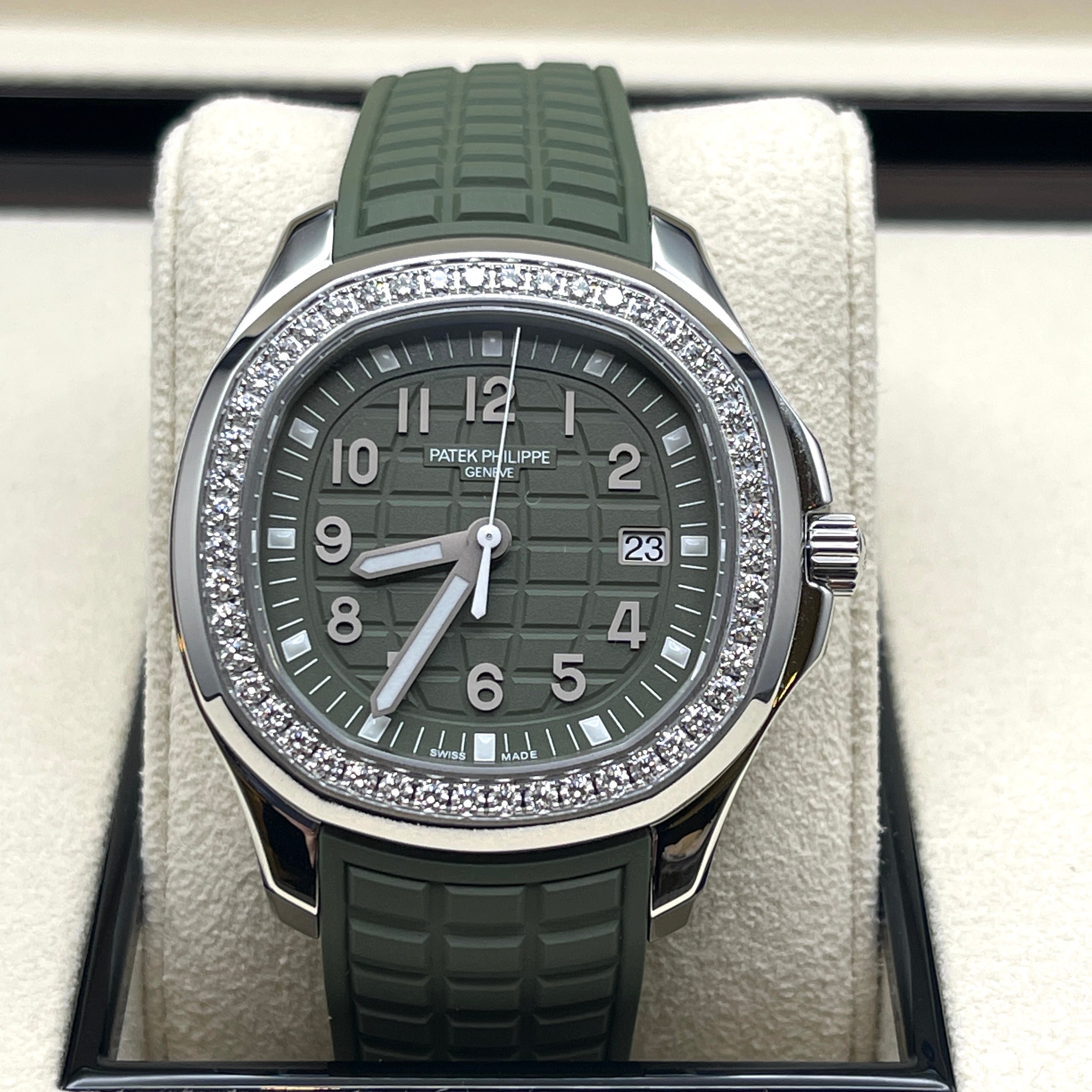 Patek Philippe Aquanaut Luce Khaki Green Ladies' 5267/200A-011【1:1 Replica】