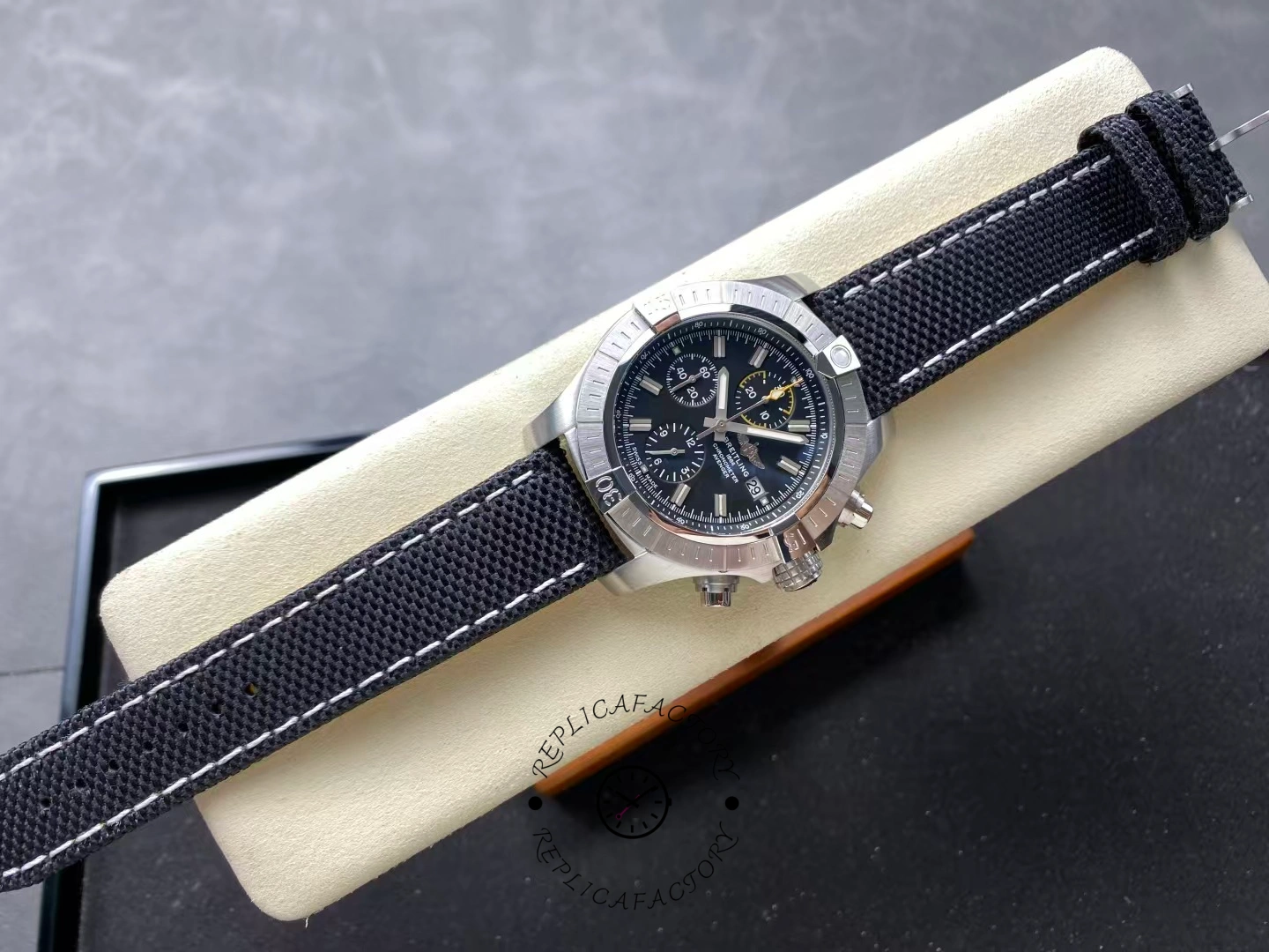 Breitling Avenger Chronograph 45 Replica A13317101B1X1 Nylon Men's Watch