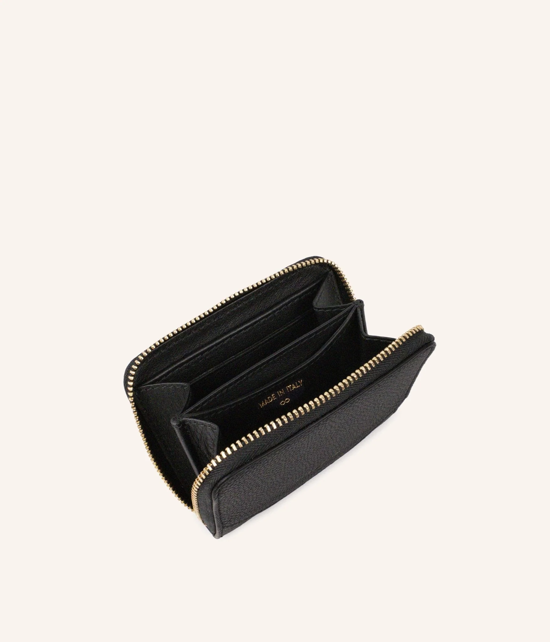 Ora Small | Noir