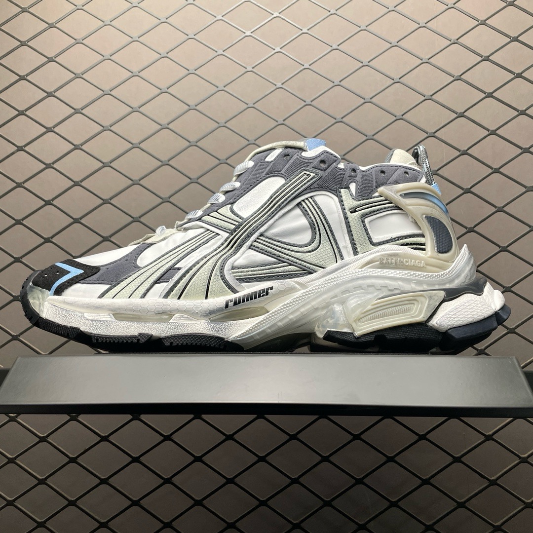 Balenciaga runner broken design shoes