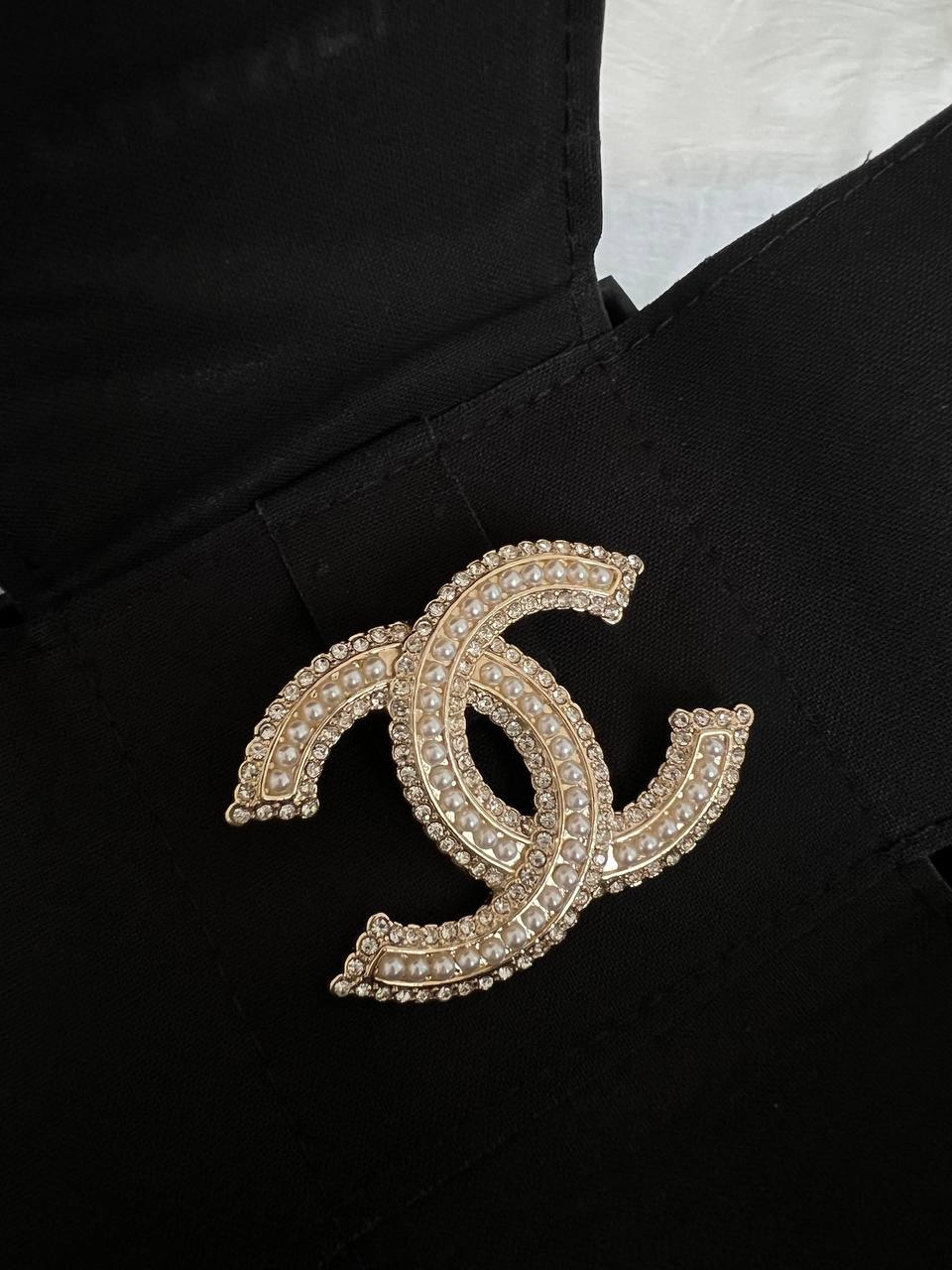 Chanel Large Vintage Gold Interlocking CC Brooch with Full Pearls & Crystals