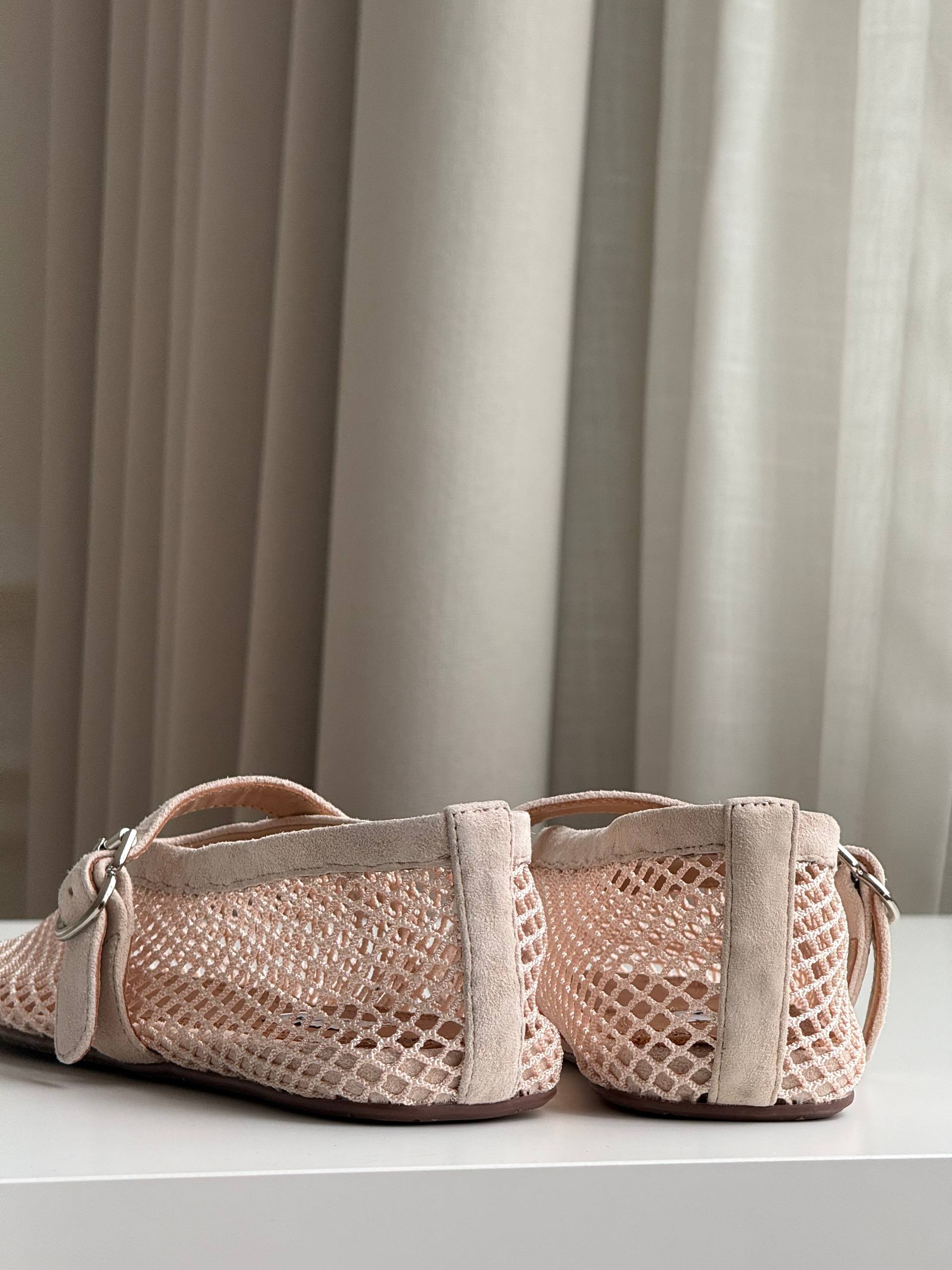 Mesh Hollow-out Mary Jane Ballet Flats