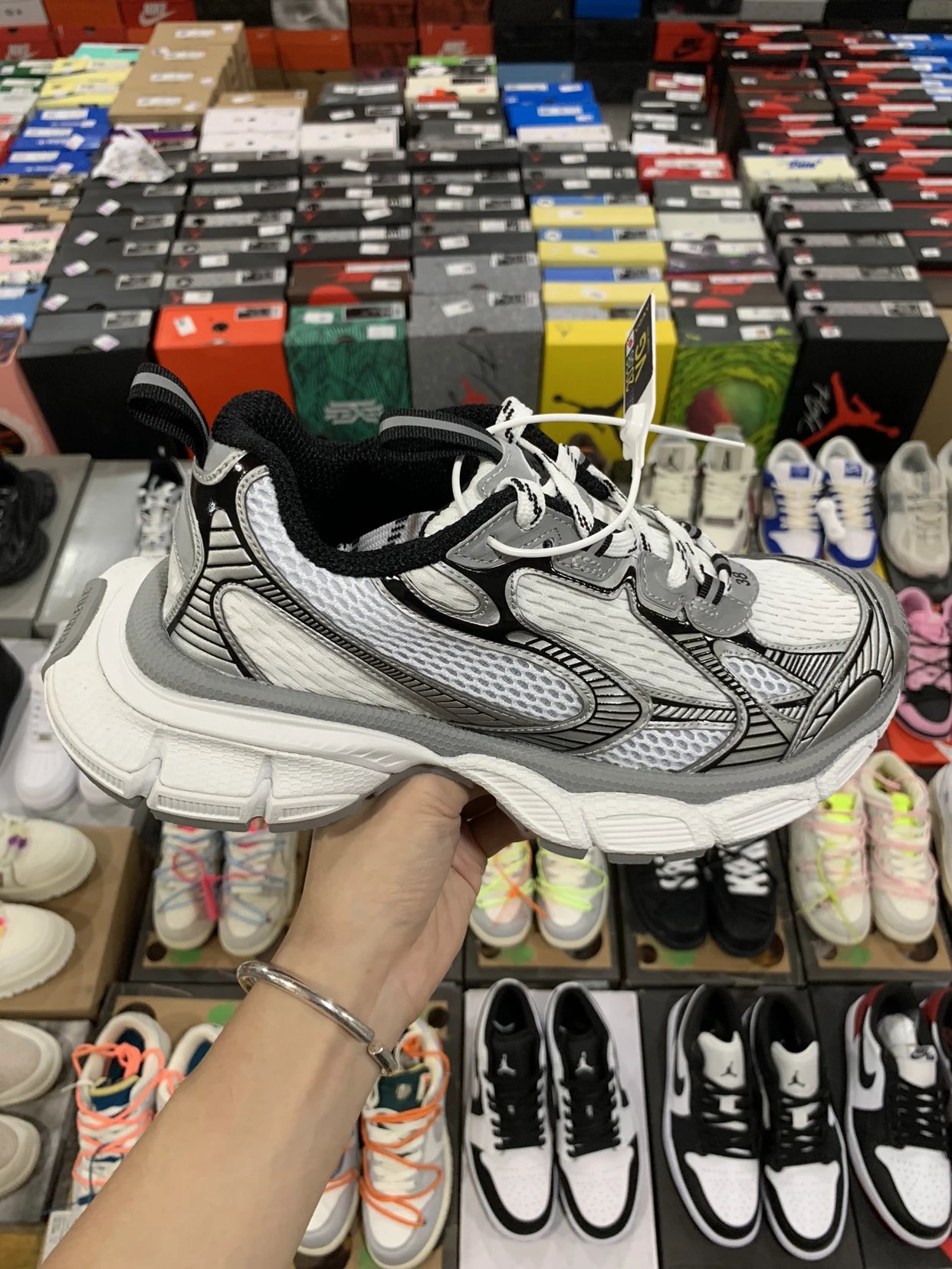 Balenciaga Tenth generation Lace-up chunky Sneakers Grey-White