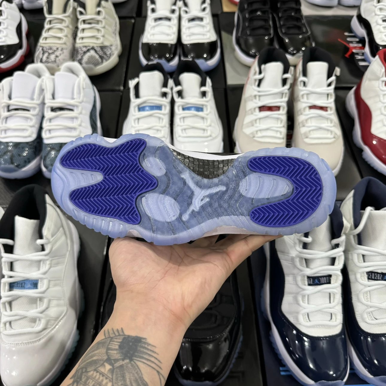 Air Jordan 11 Retro High Black white with Black Logo