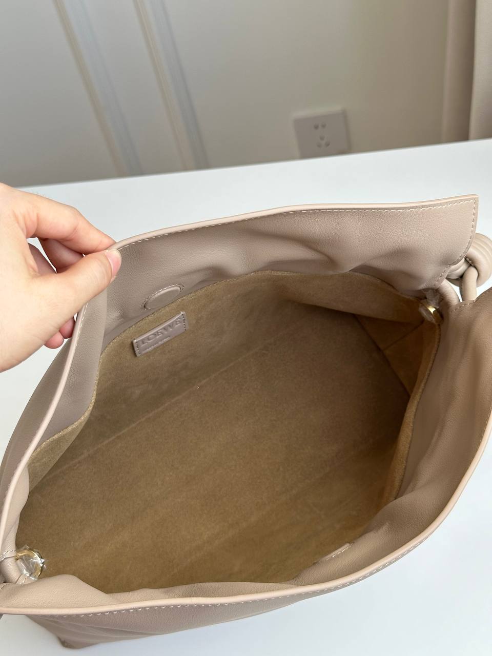 Bottega Veneta Milk Tea Smooth Lambskin Double Knot Drawstring Jodie Cloud Bag
