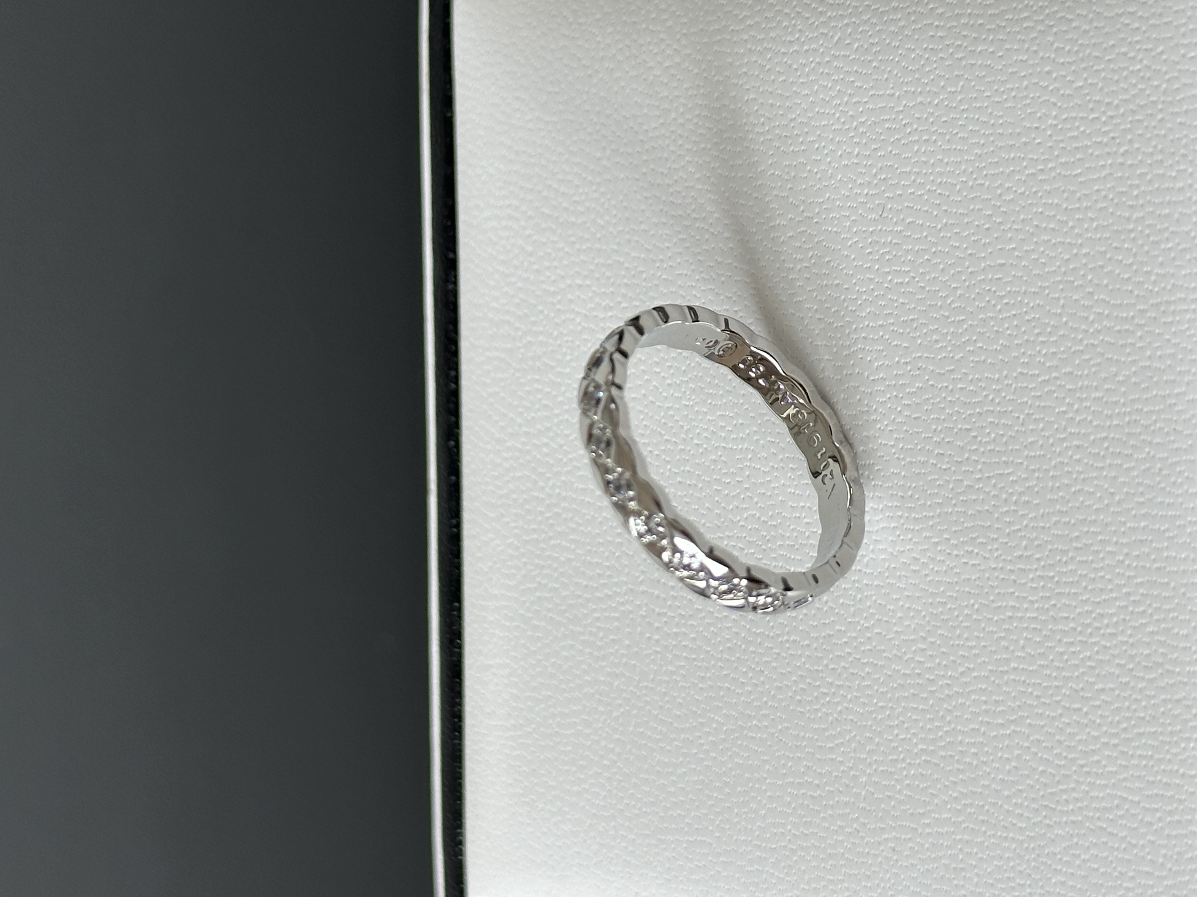 Crushed Ice Row Diamond Thin Silver Ring
