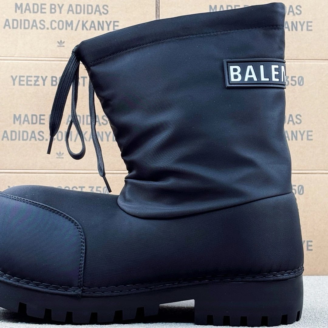 1:1 Balenciaga Boots Black Color