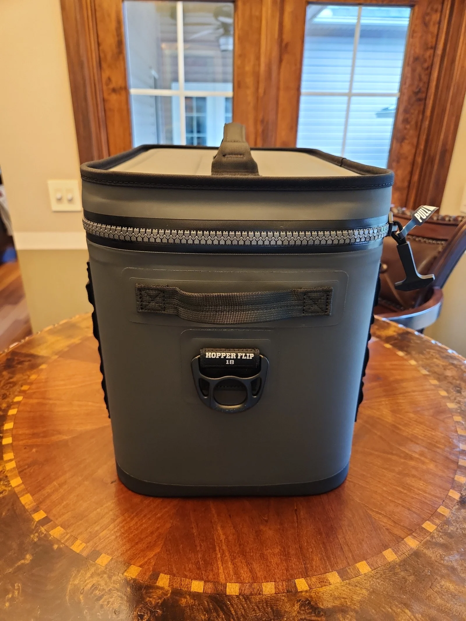 Yeti Hopper Flip 18 New F3NX0